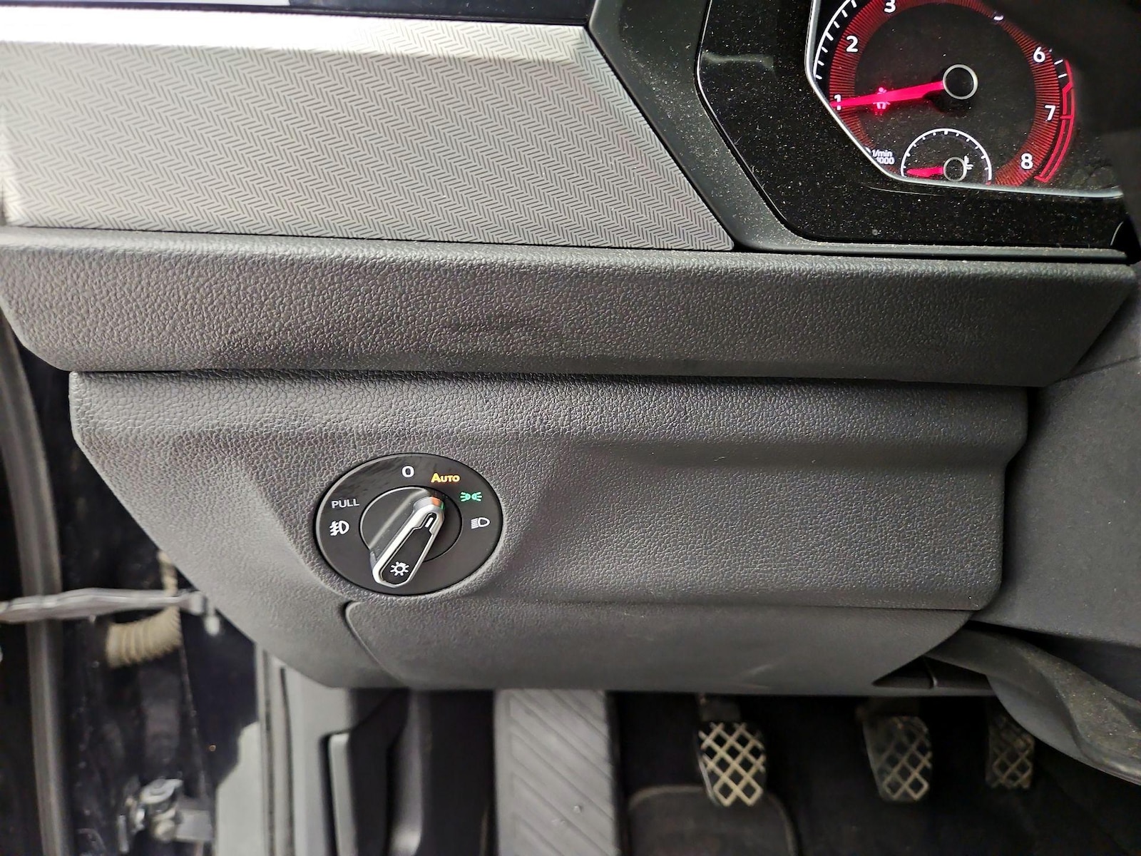 2021 Volkswagen Jetta R-Line - Photo 14