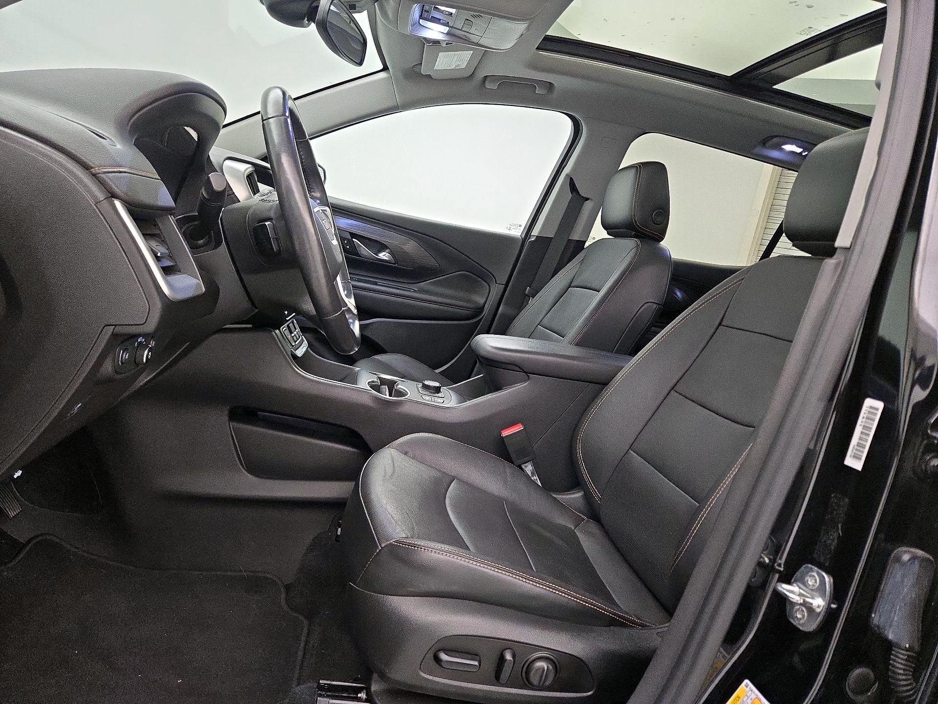 Thumbnail: 2020 GMC Terrain - 11