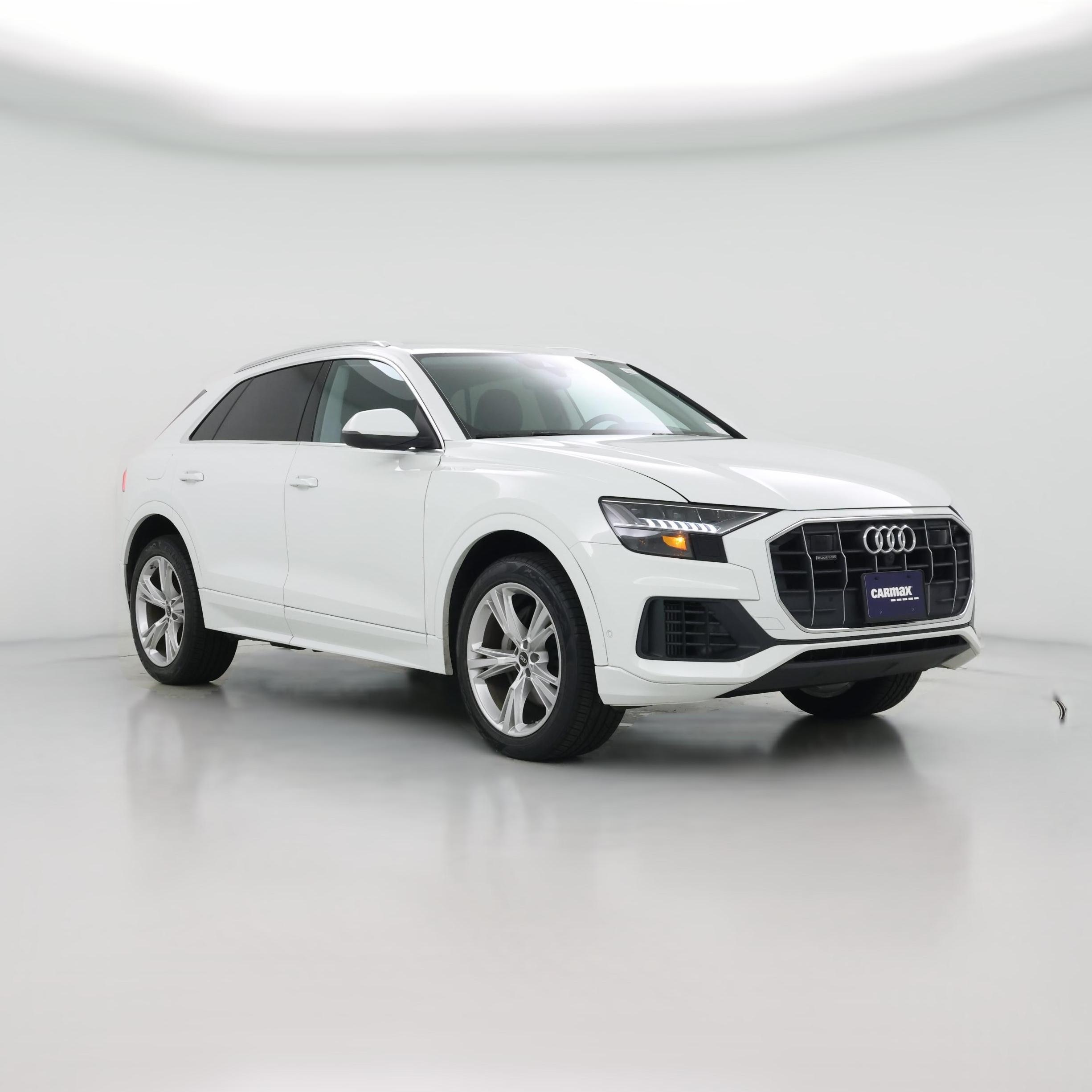Thumbnail: 2023 Audi Q8 - 1