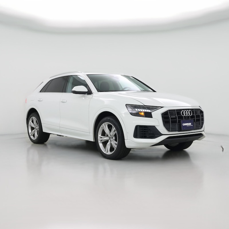 2023 Audi Q8 Premium