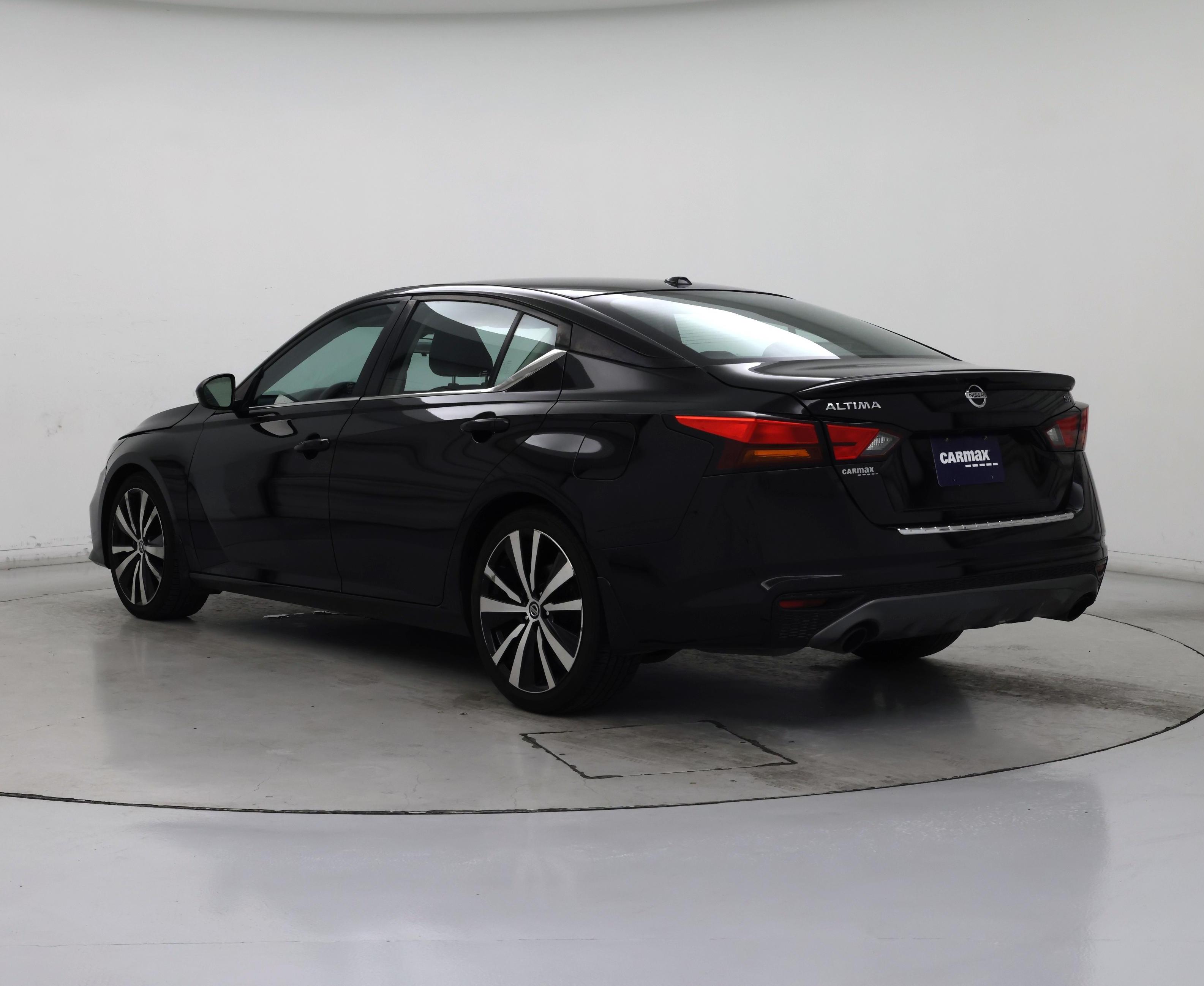 Thumbnail: 2020 Nissan Altima - 2