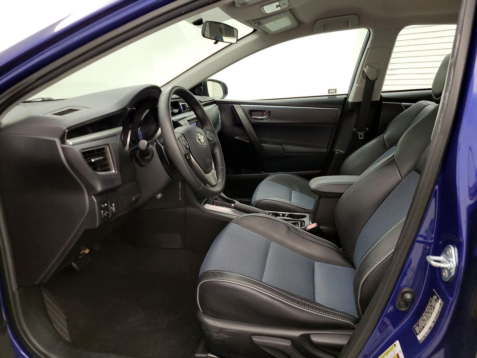 Thumbnail: 2015 Toyota Corolla - 11