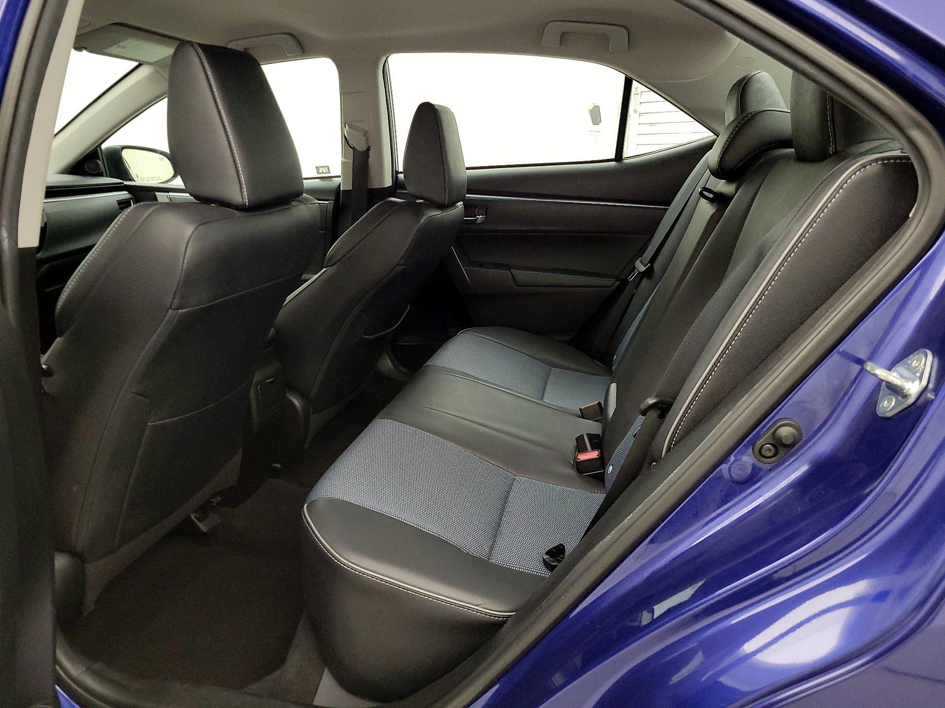 Thumbnail: 2015 Toyota Corolla - 19