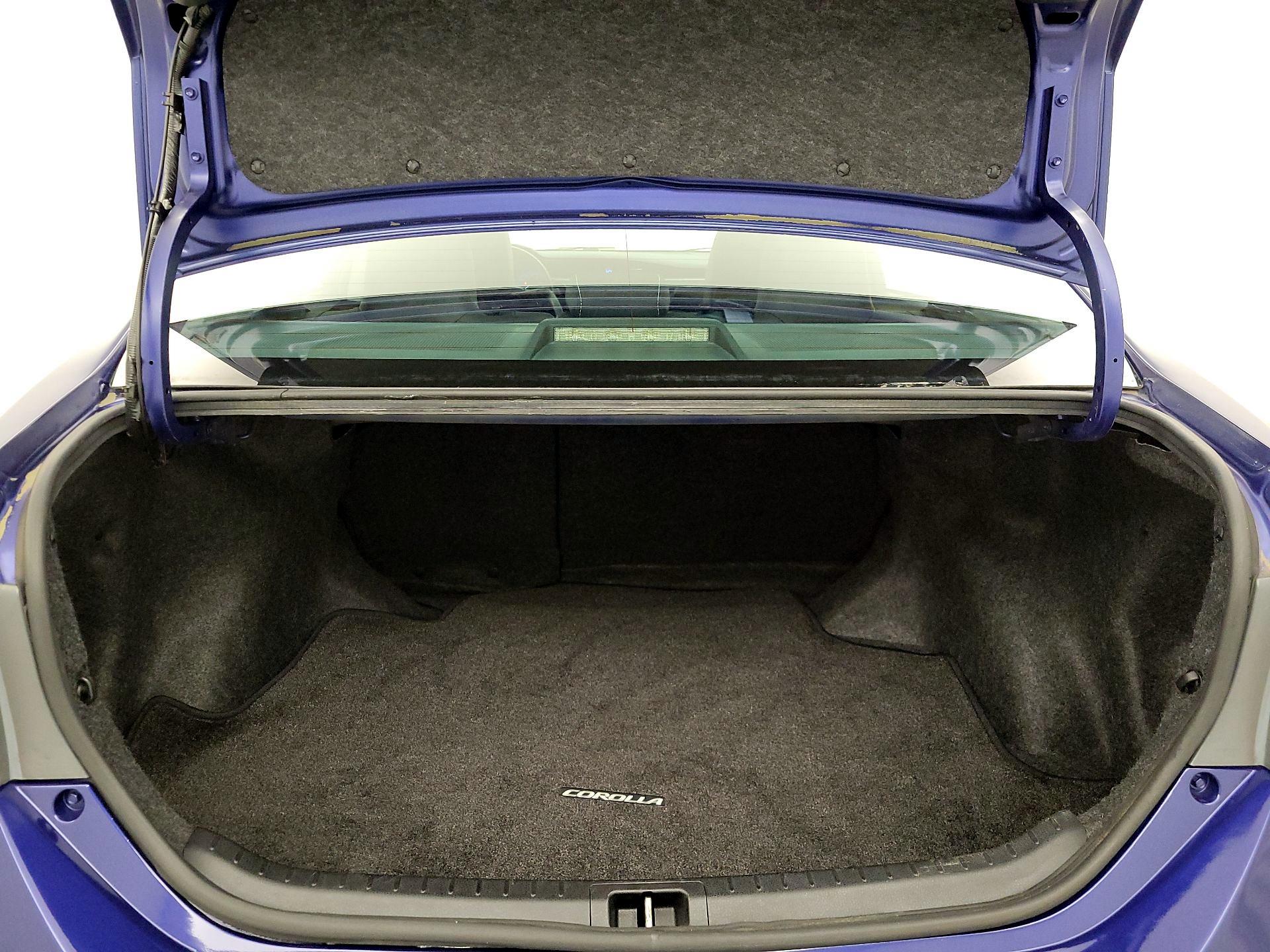 Thumbnail: 2015 Toyota Corolla - 20