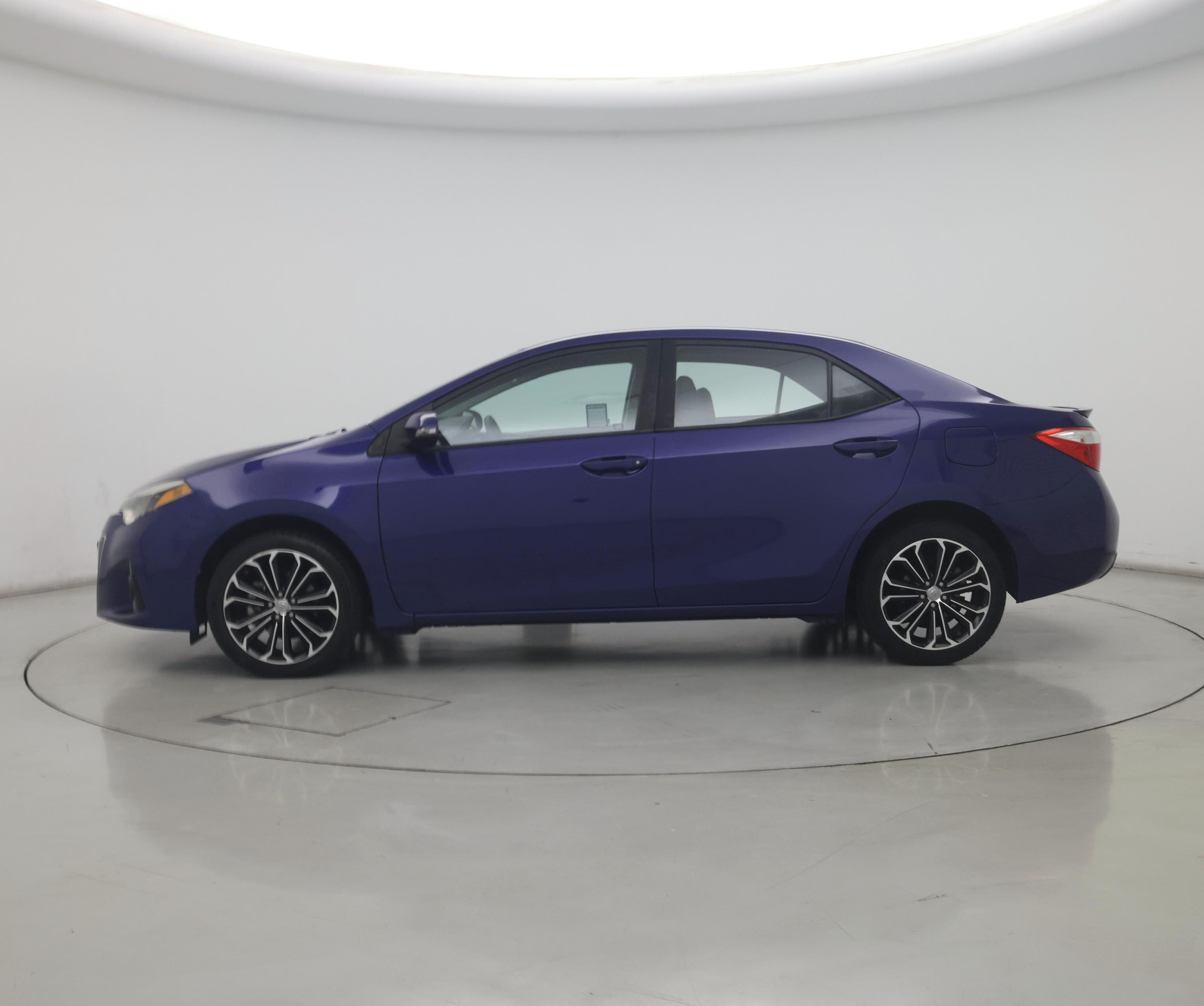 Thumbnail: 2015 Toyota Corolla - 3