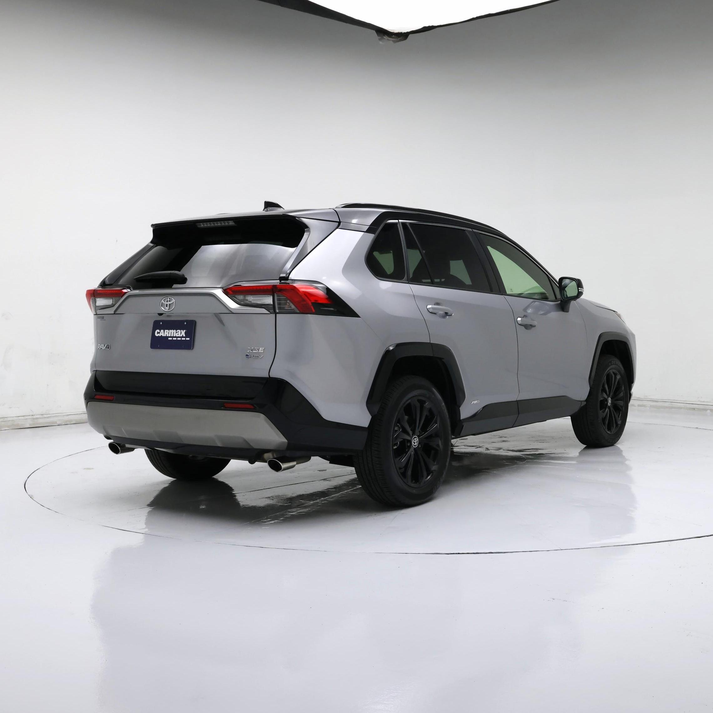 Thumbnail: 2025 Toyota RAV4 - 8