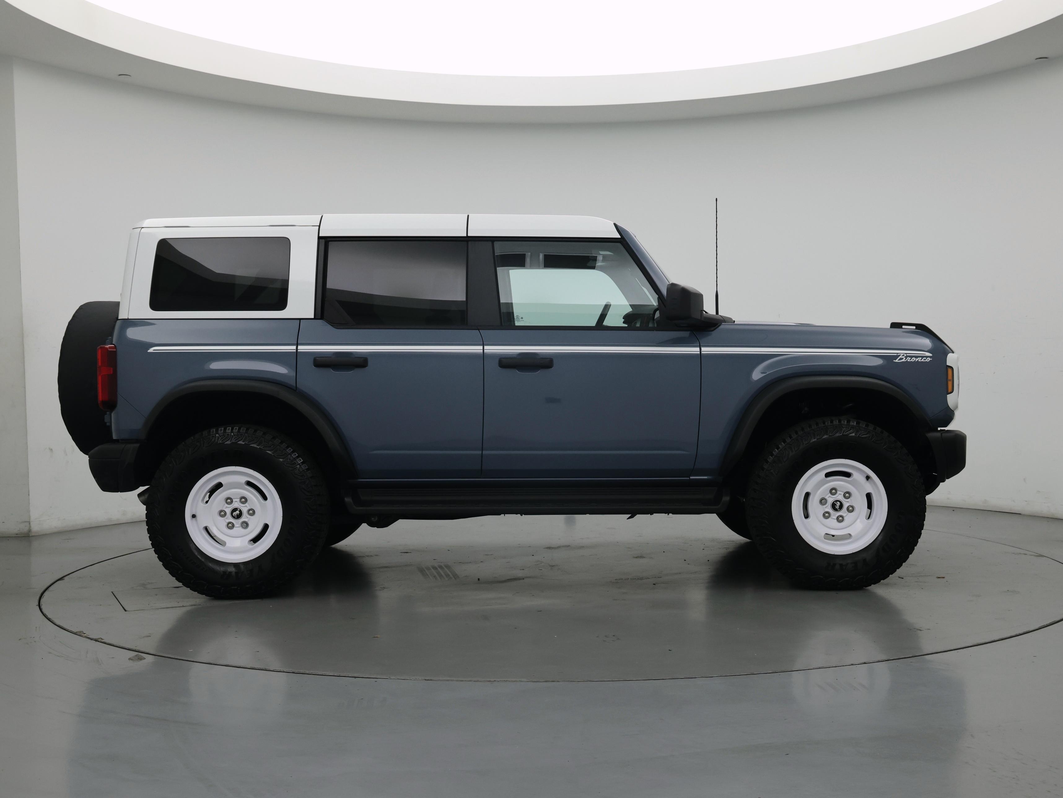 Thumbnail: 2025 Ford Bronco - 7