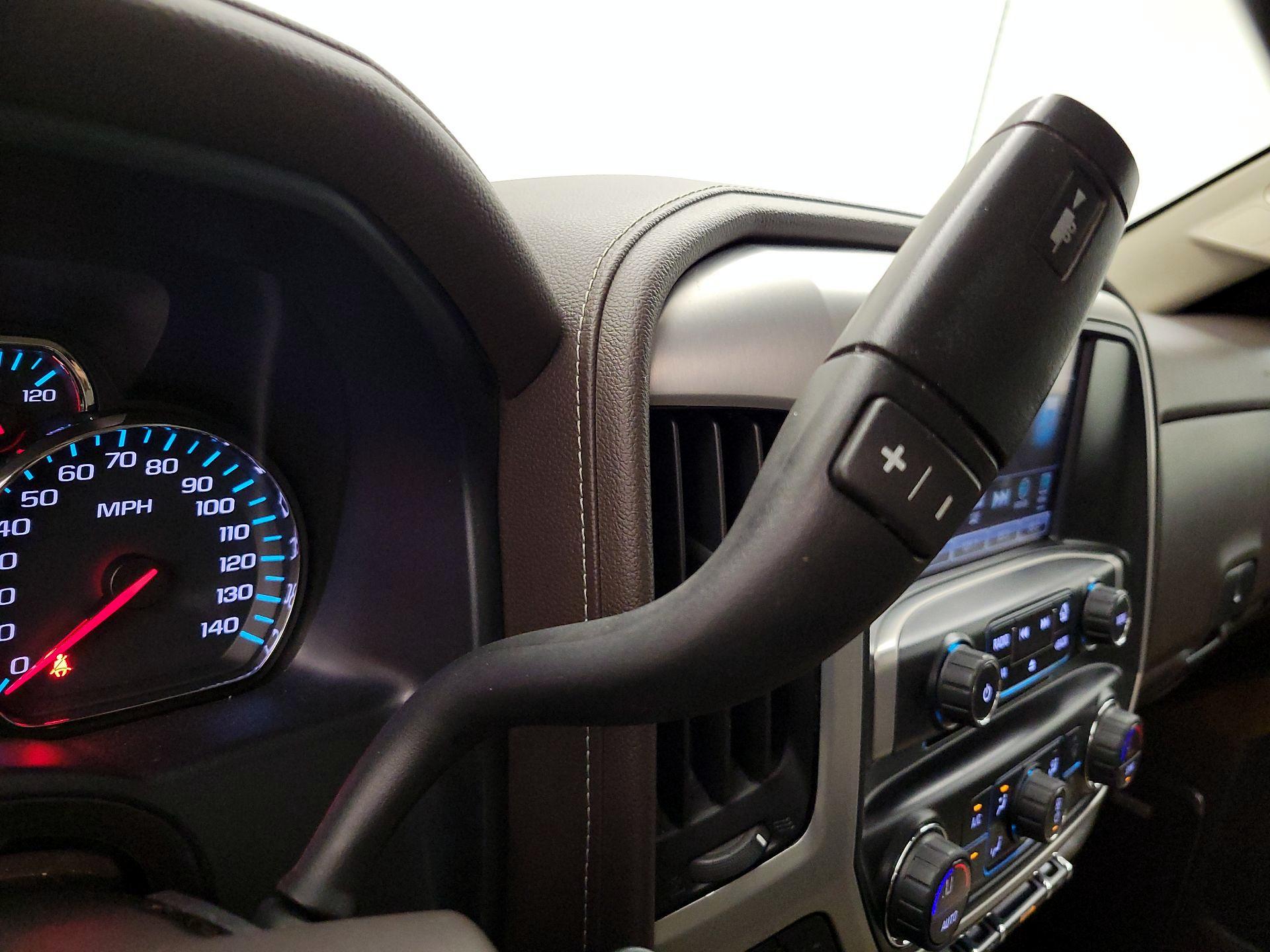 Thumbnail: 2018 GMC Sierra 2500 - 18