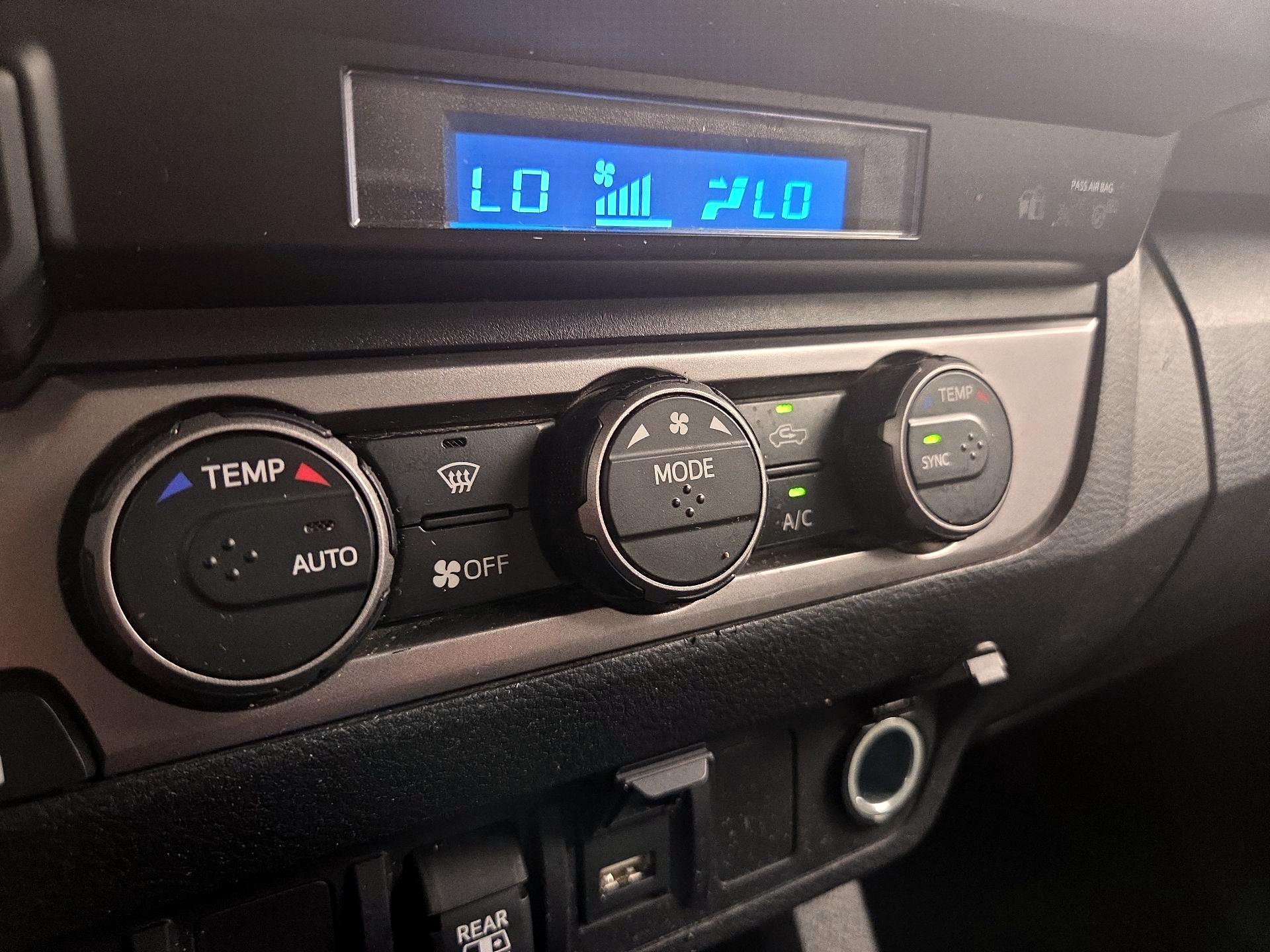 Thumbnail: 2023 Toyota Tacoma - 16