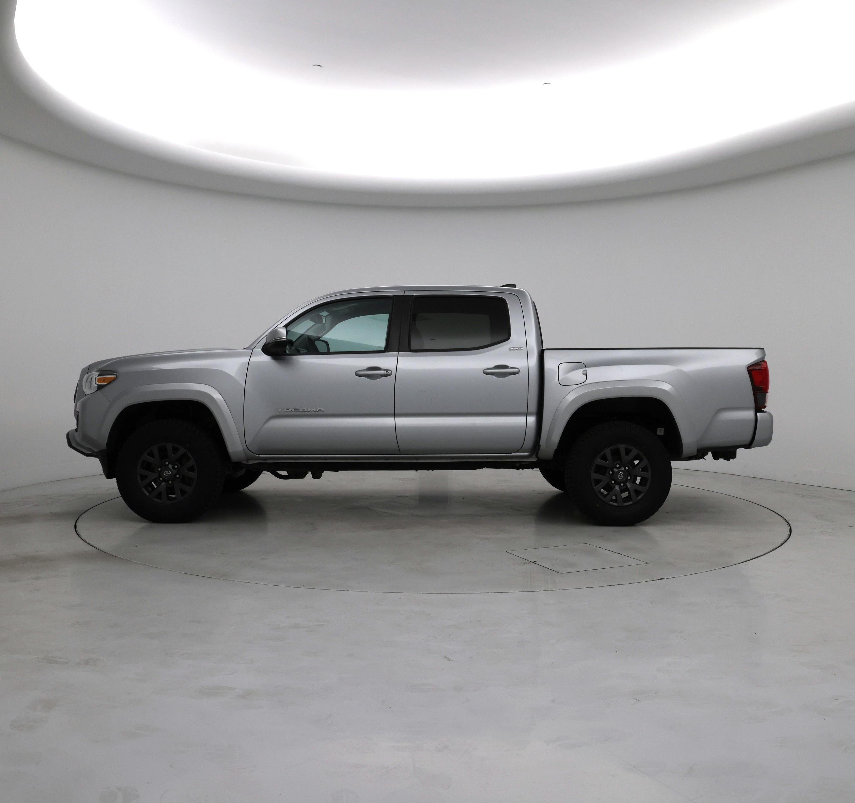 Thumbnail: 2023 Toyota Tacoma - 3