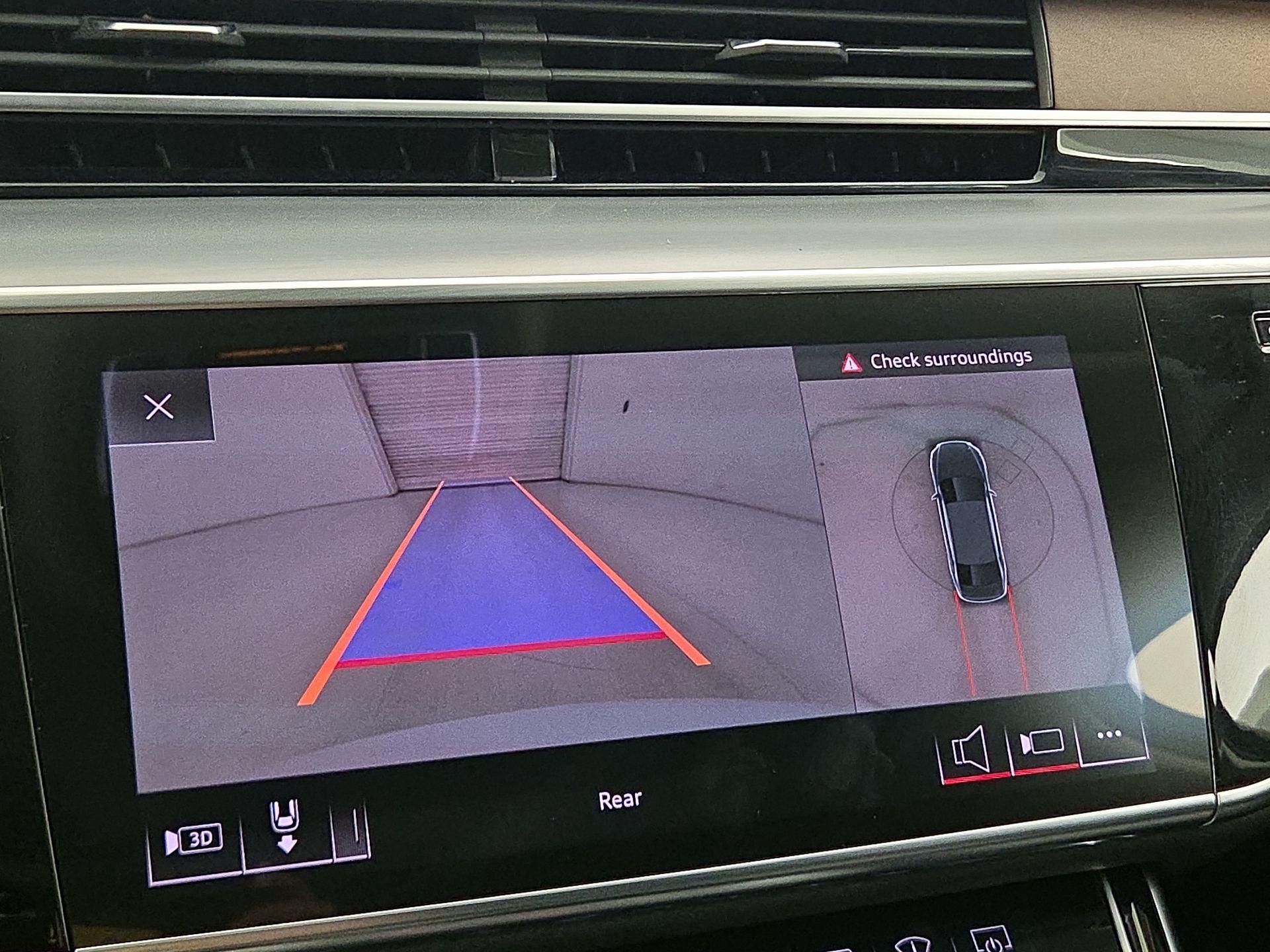 Thumbnail: 2019 Audi A8 - 15