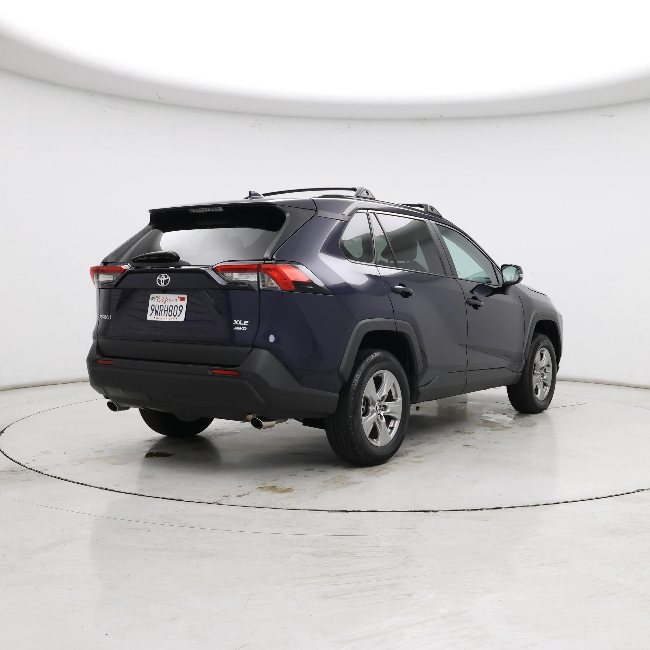 Thumbnail: 2025 Toyota RAV4 - 8
