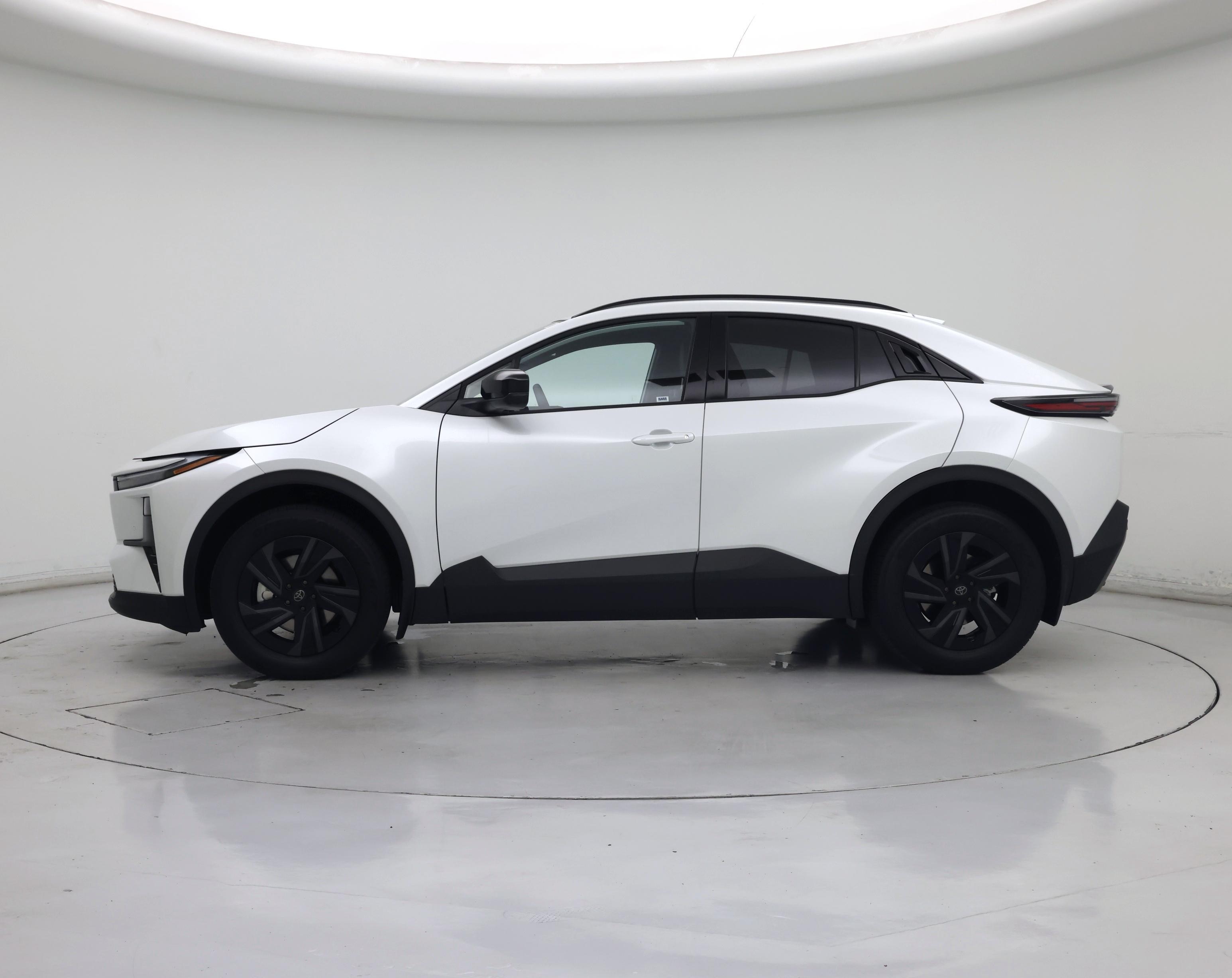 Thumbnail: 2026 Toyota C-HR - 3