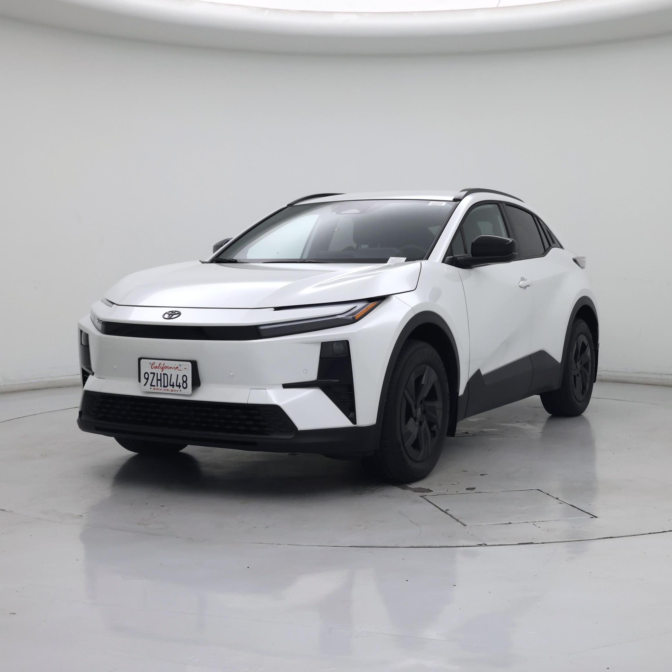 Thumbnail: 2026 Toyota C-HR - 4