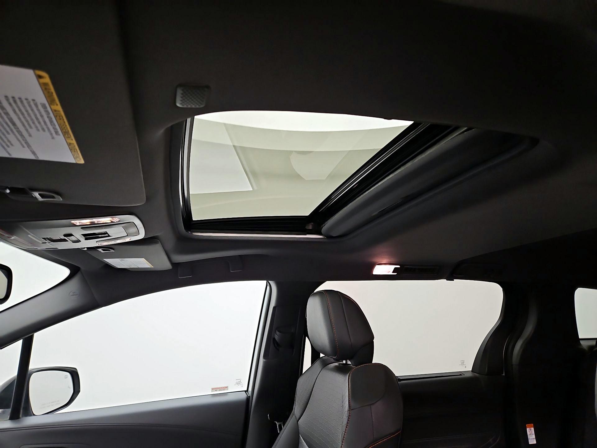 Thumbnail: 2022 Toyota Sienna - 20