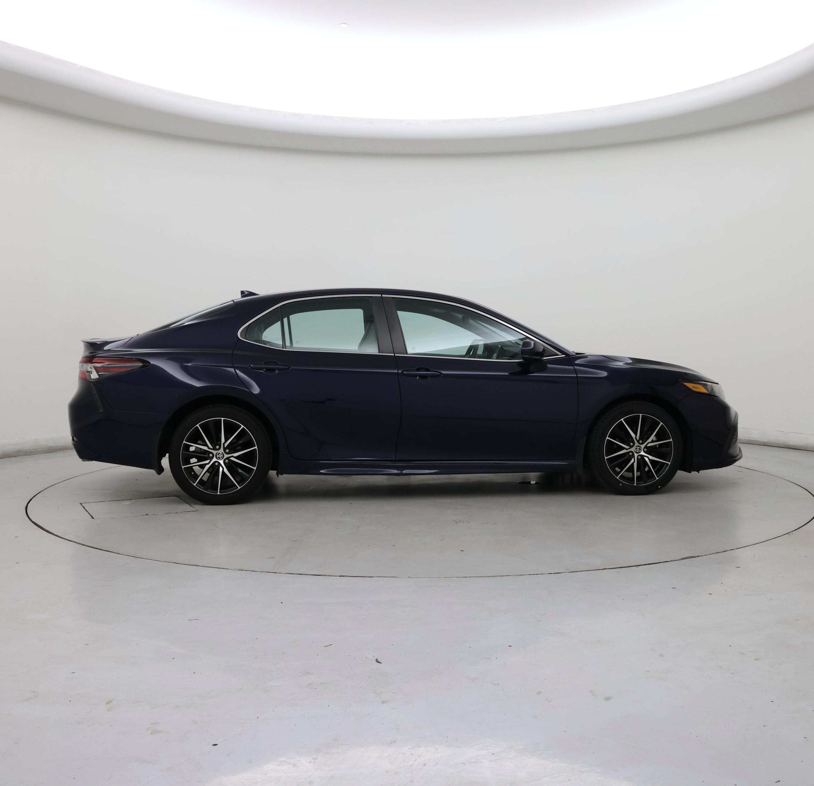 Thumbnail: 2021 Toyota Camry - 7