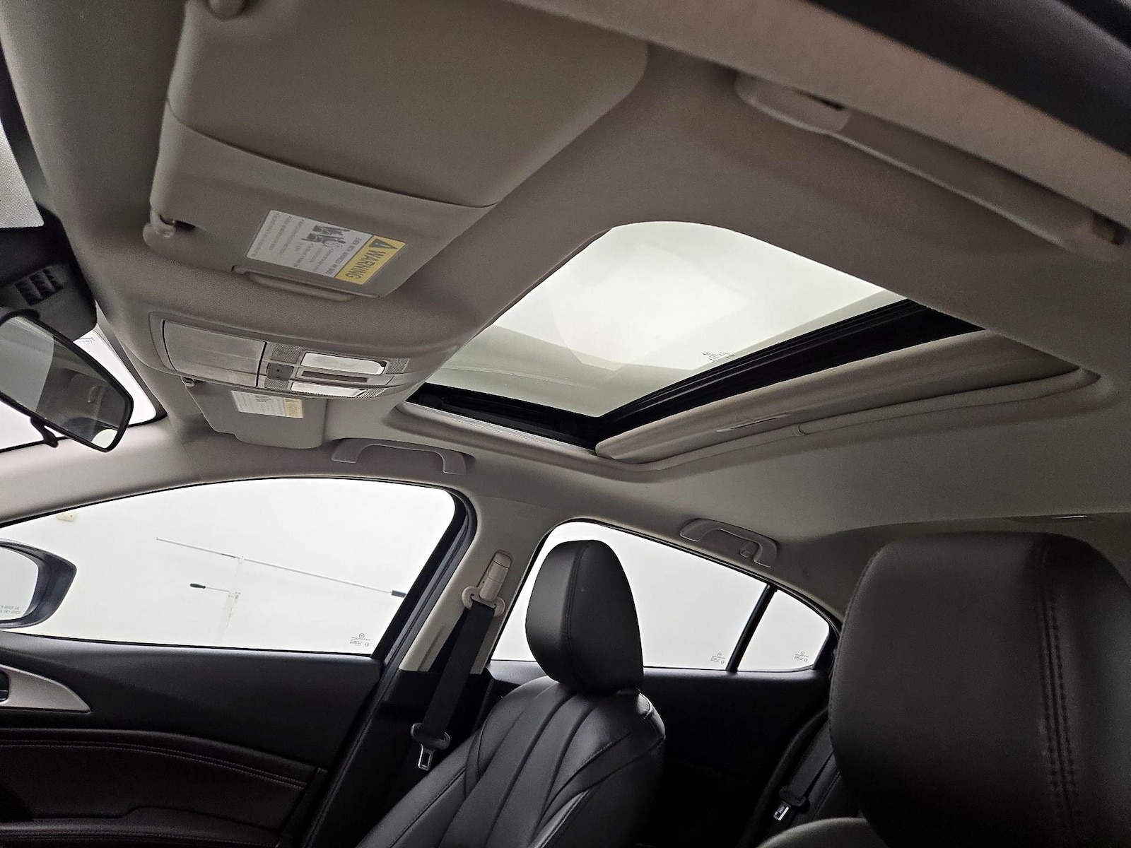 Sunroof(s) & Overhead Airbags