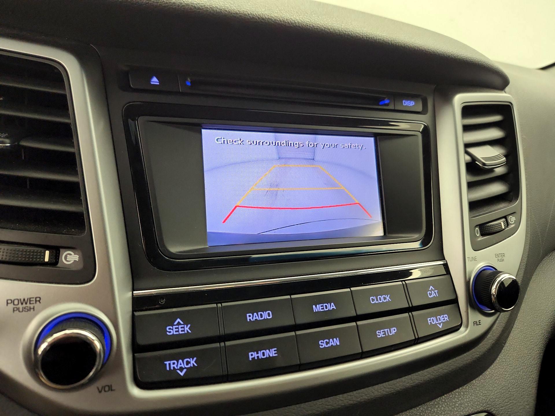 Thumbnail: 2016 Hyundai Tucson - 14
