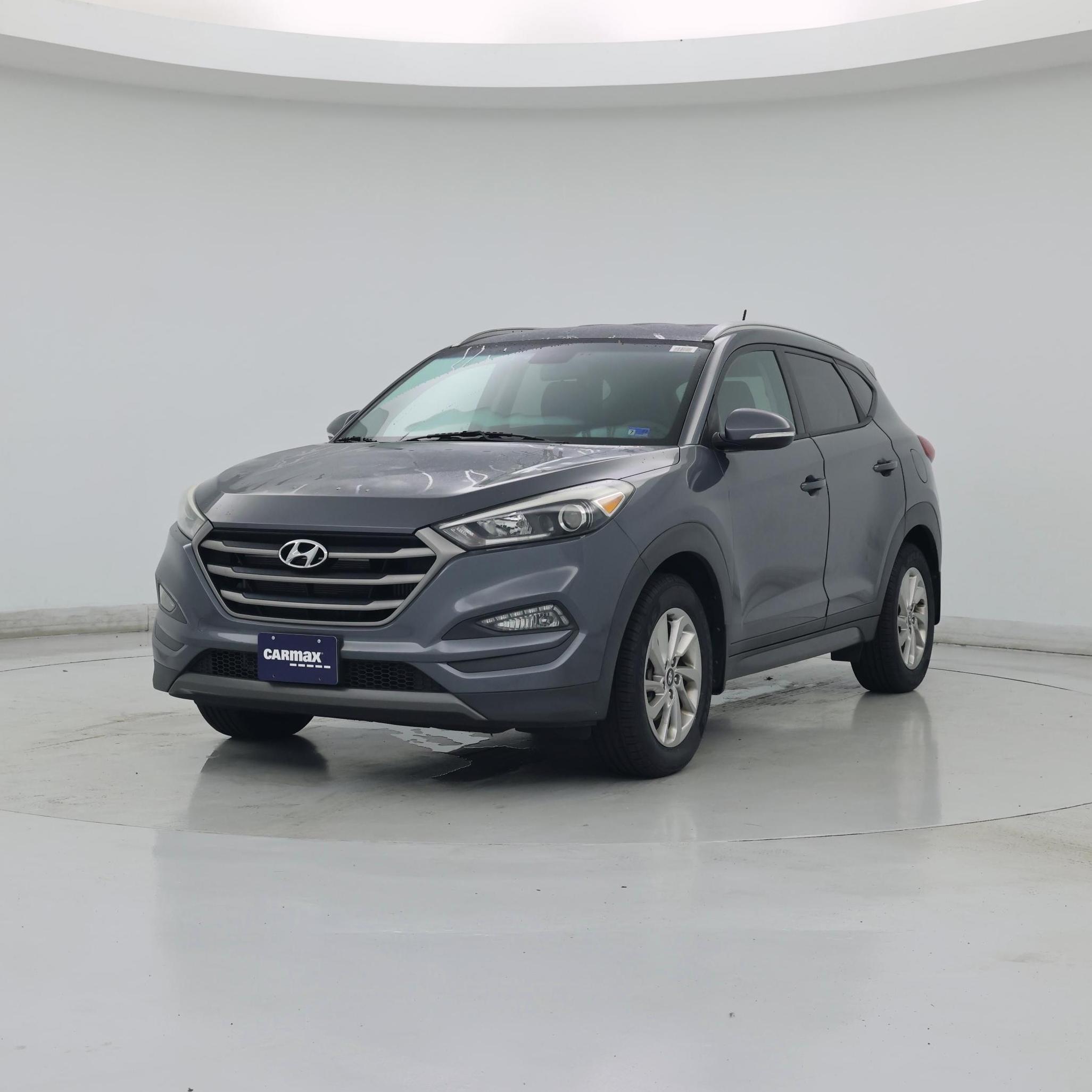 Thumbnail: 2016 Hyundai Tucson - 4