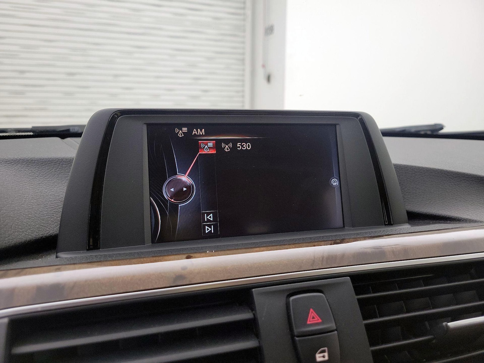 2016 BMW 3 Series 320i - Photo 16