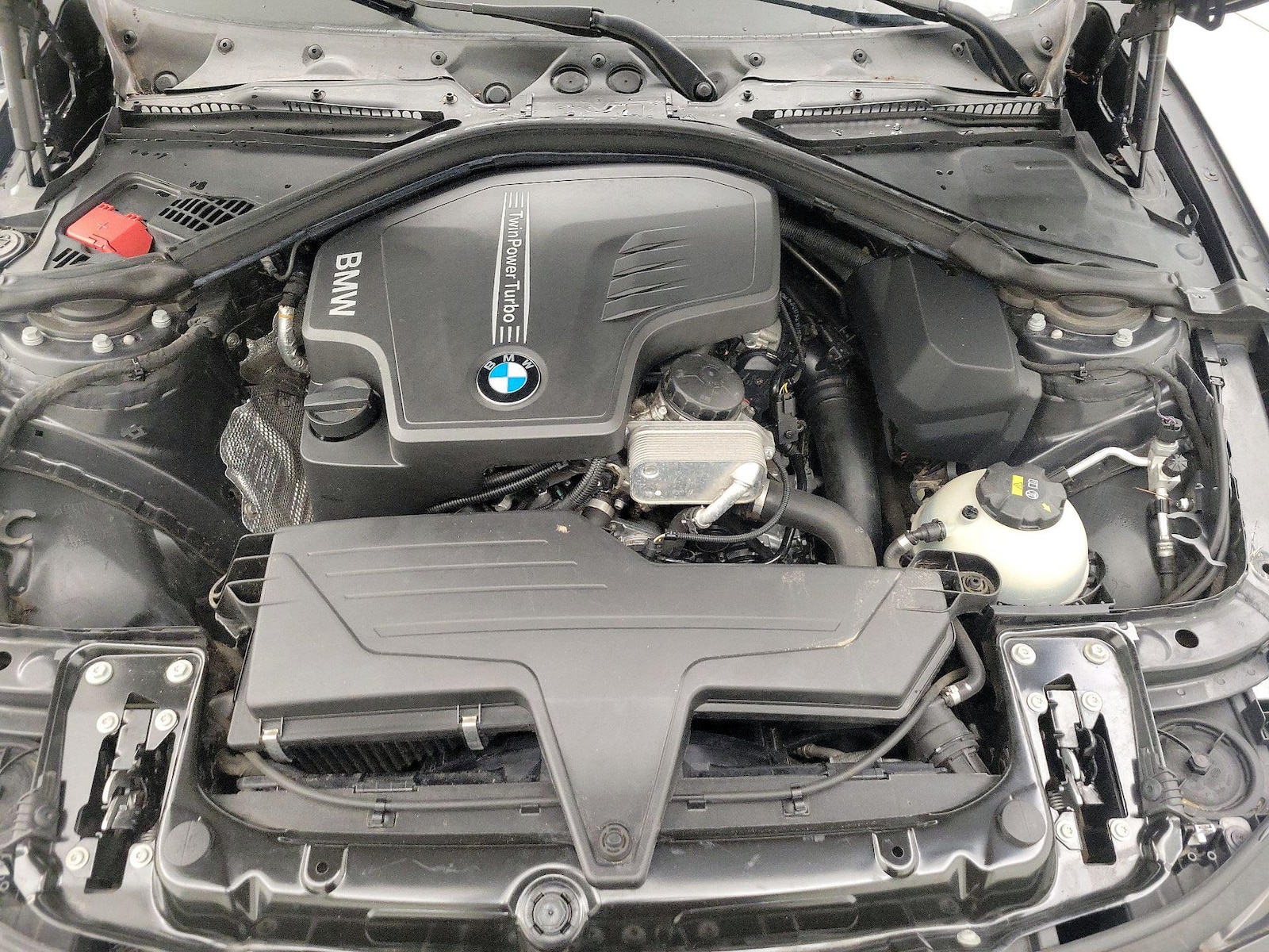 2016 BMW 3 Series 320i - Photo 23