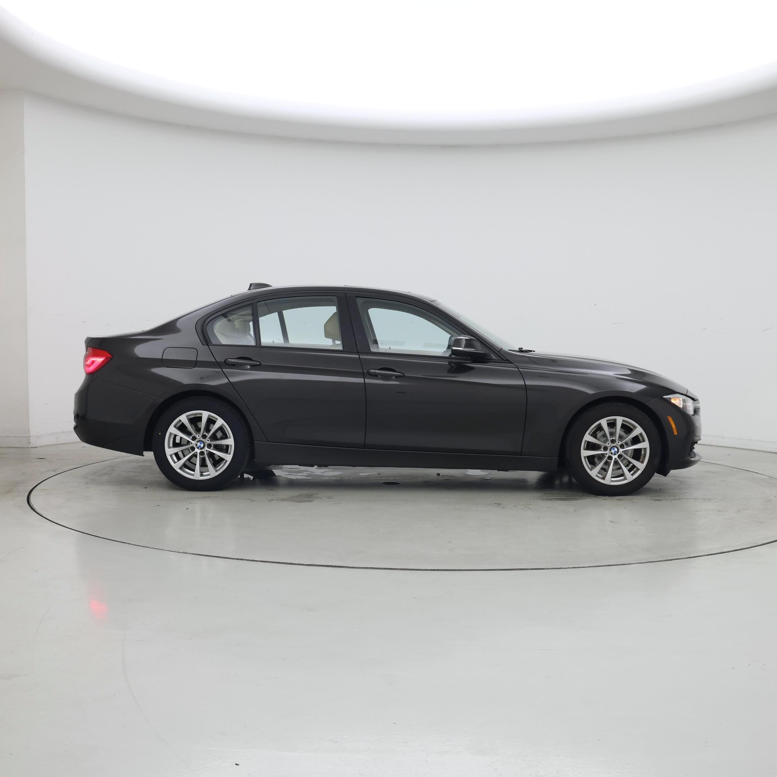 Thumbnail: 2016 BMW 3 Series - 7