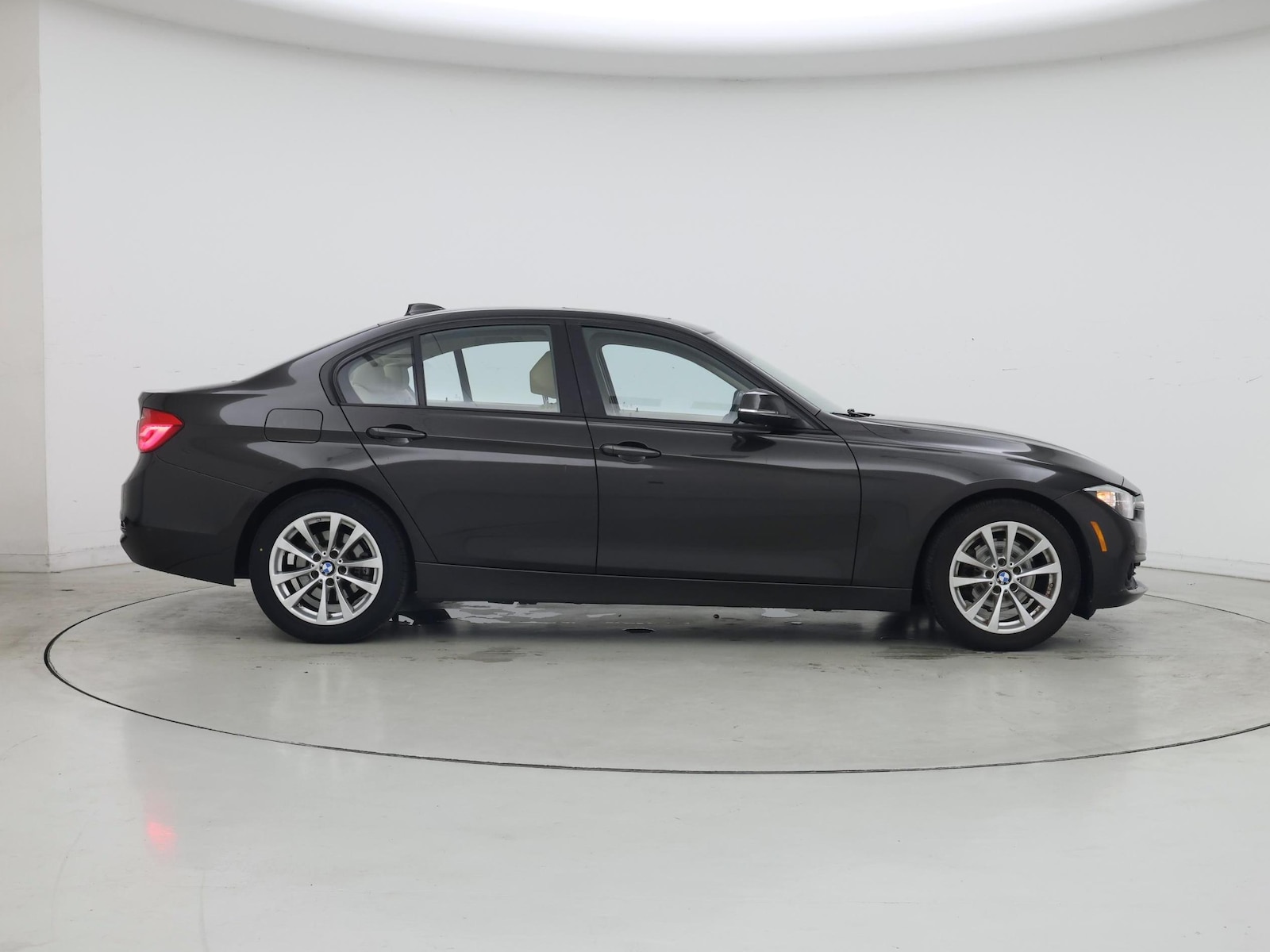 2016 BMW 3 Series 320i - Photo 8