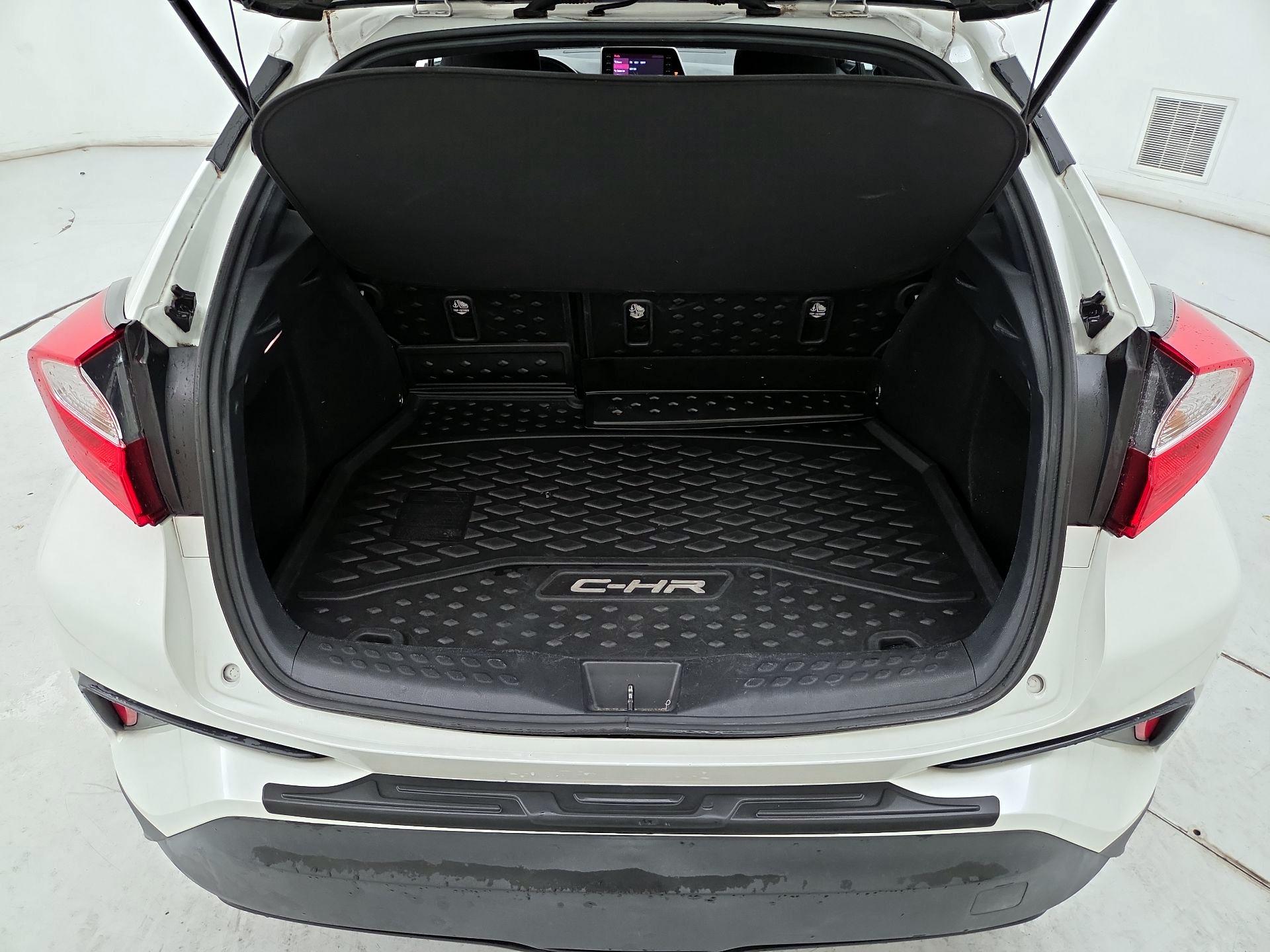 Thumbnail: 2019 Toyota C-HR - 20
