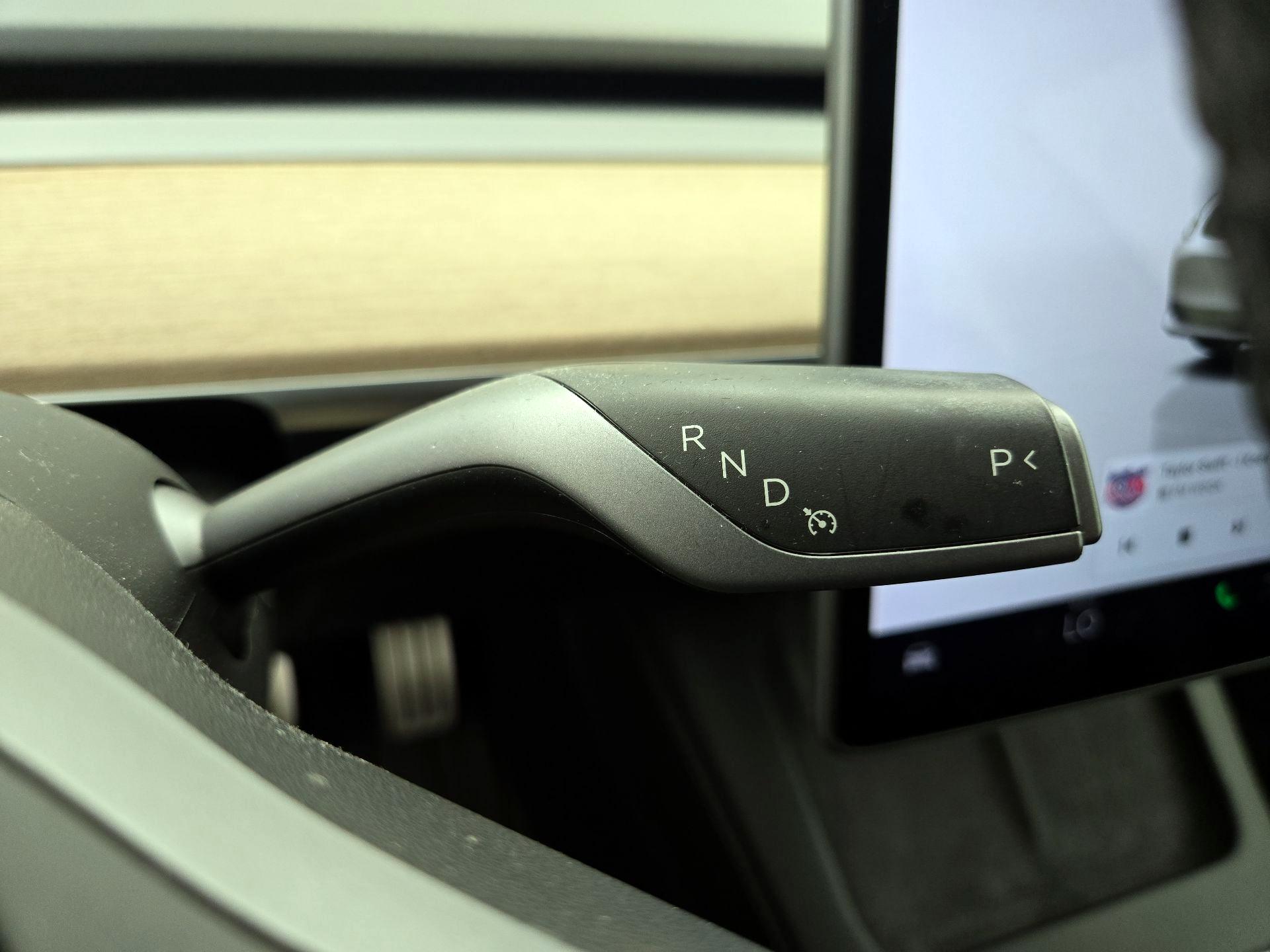Thumbnail: 2022 Tesla Model 3 - 17