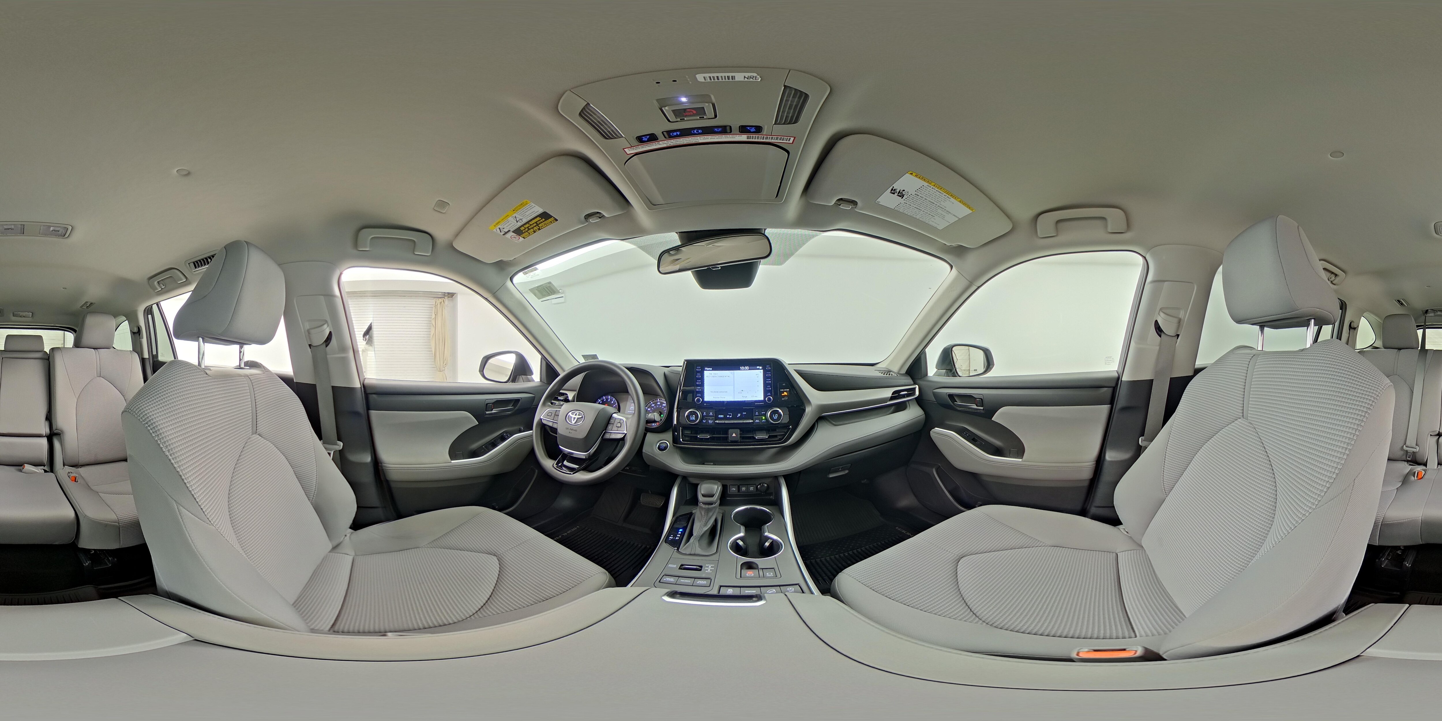 2020 Toyota Highlander L - Photo 26