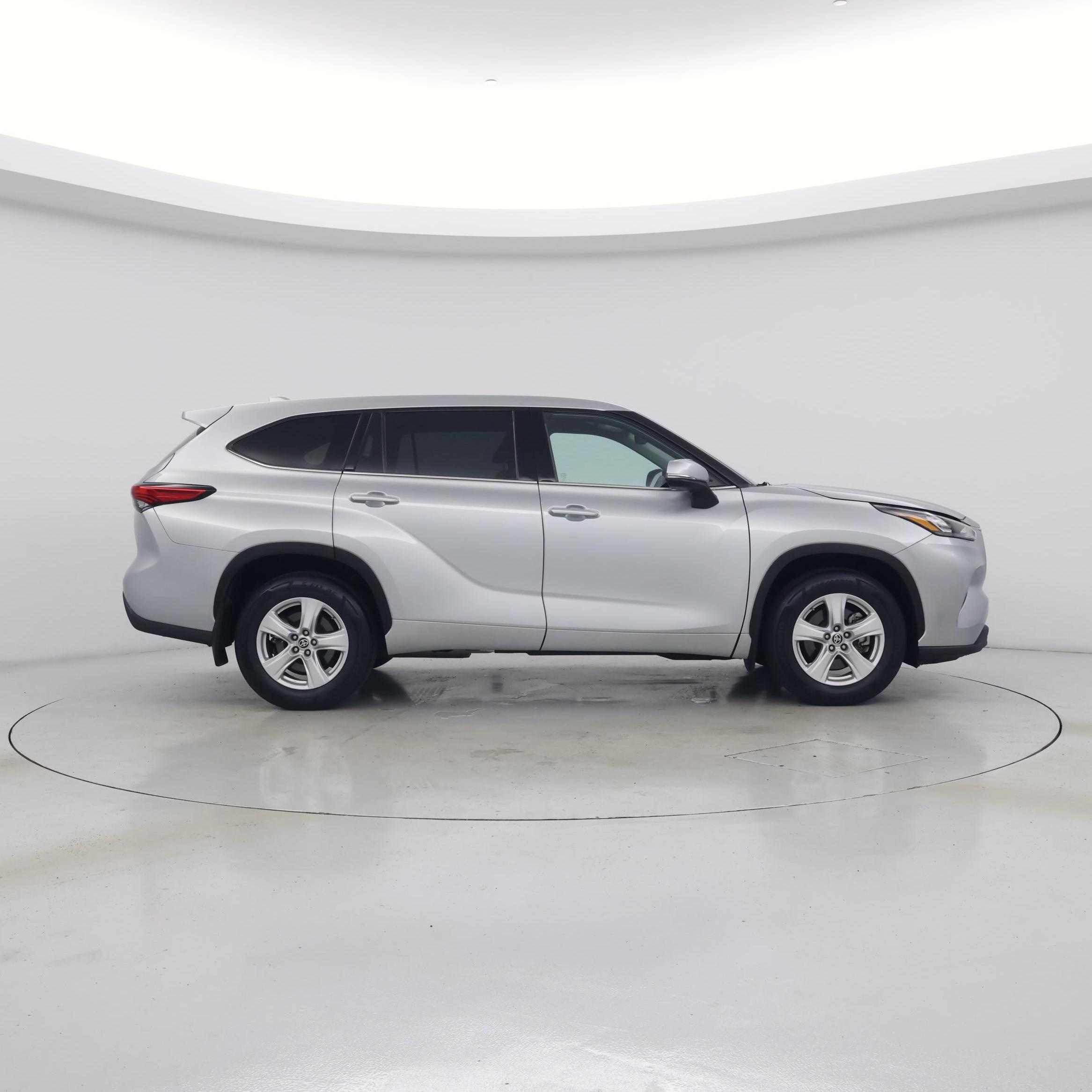 Thumbnail: 2020 Toyota Highlander - 7