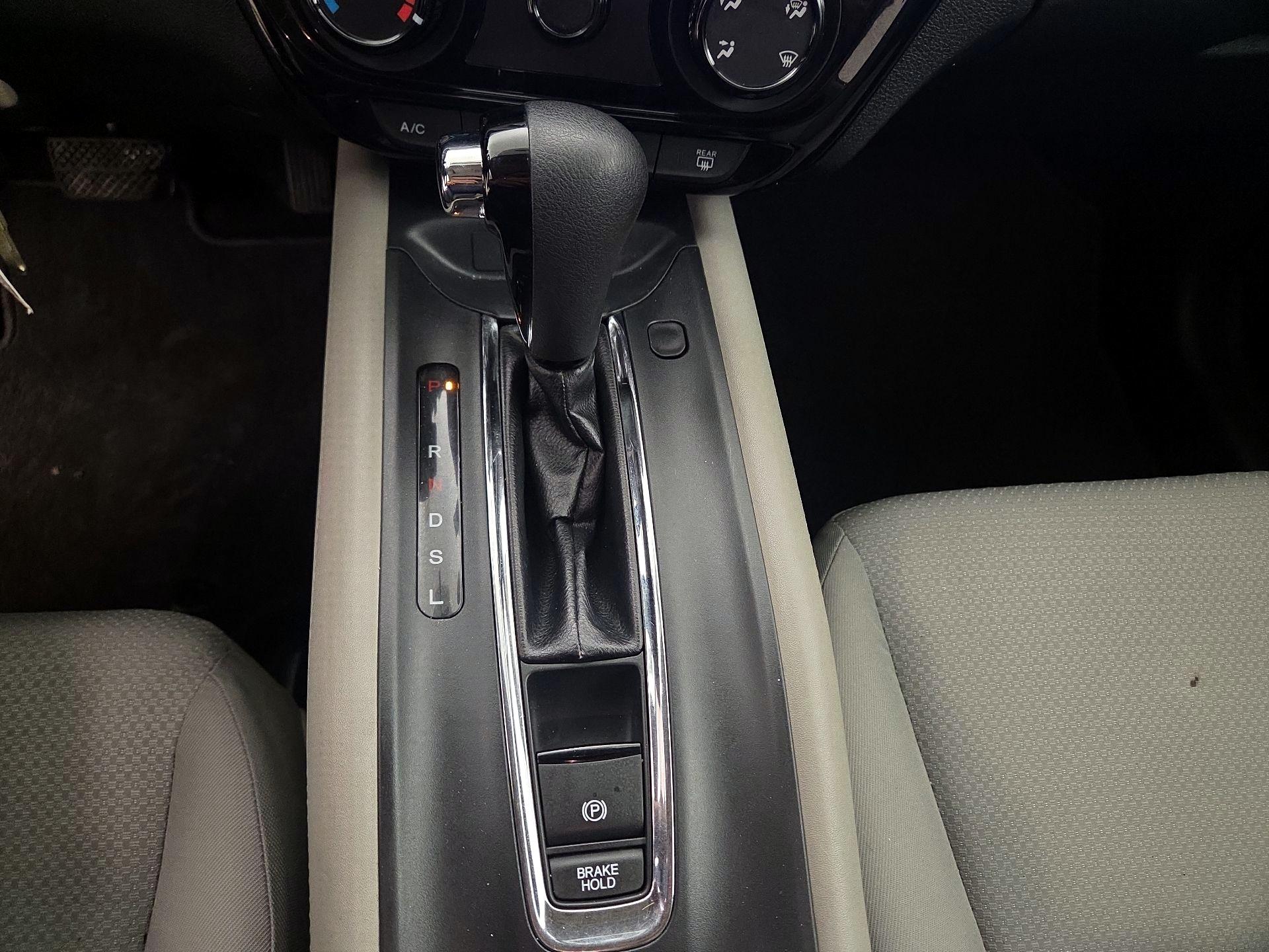 Thumbnail: 2019 Honda HR-V - 17
