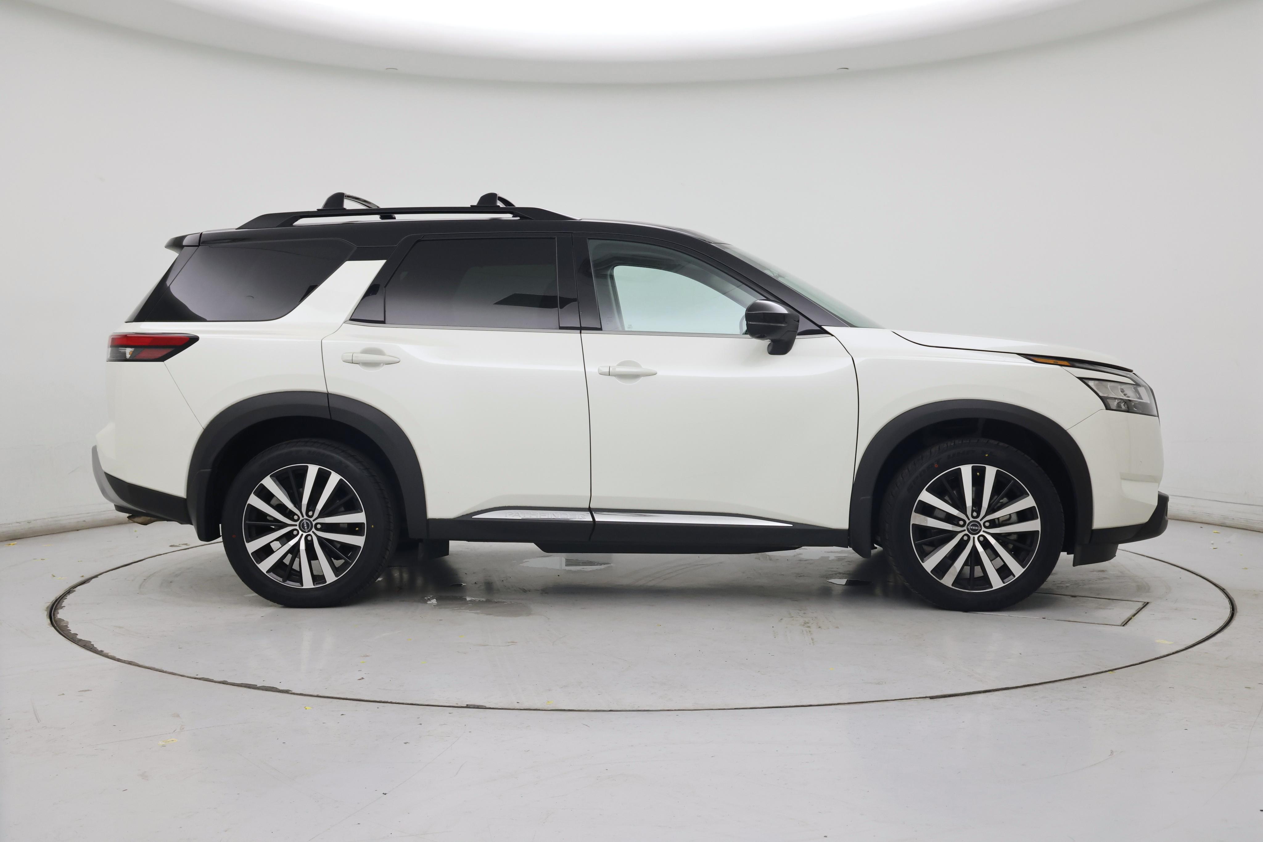 Thumbnail: 2024 Nissan Pathfinder - 7
