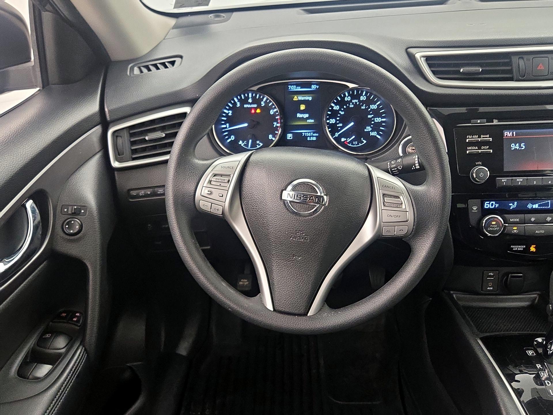 Thumbnail: 2016 Nissan Rogue - 10