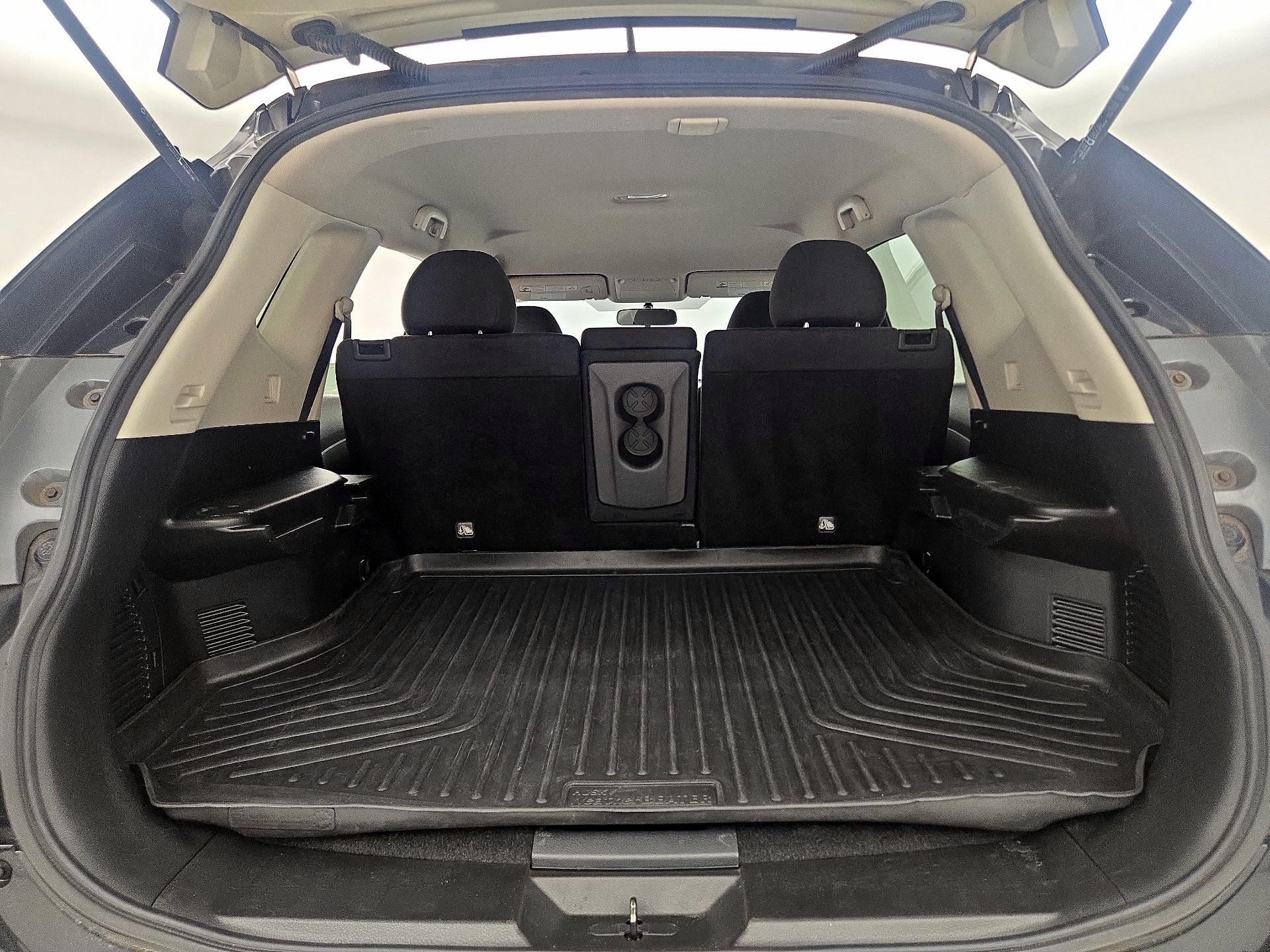 Thumbnail: 2016 Nissan Rogue - 20