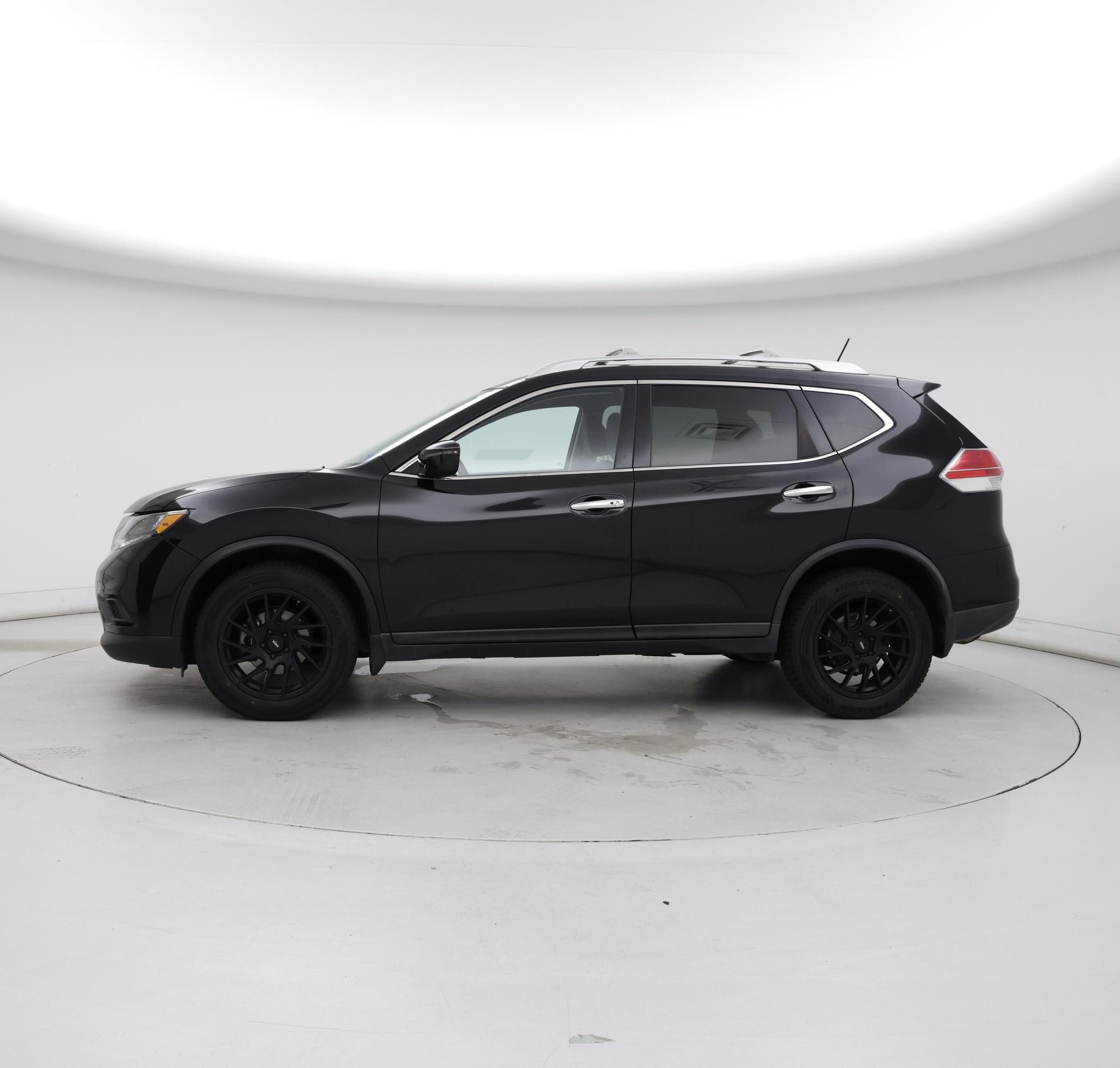 Thumbnail: 2016 Nissan Rogue - 3