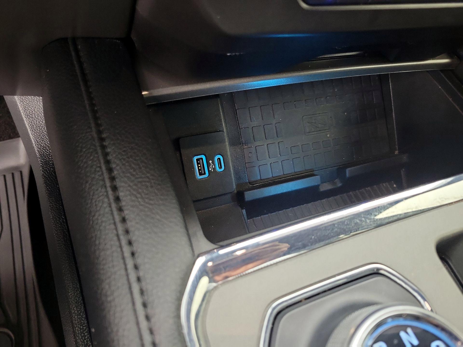 Thumbnail: 2020 Ford Expedition - 19