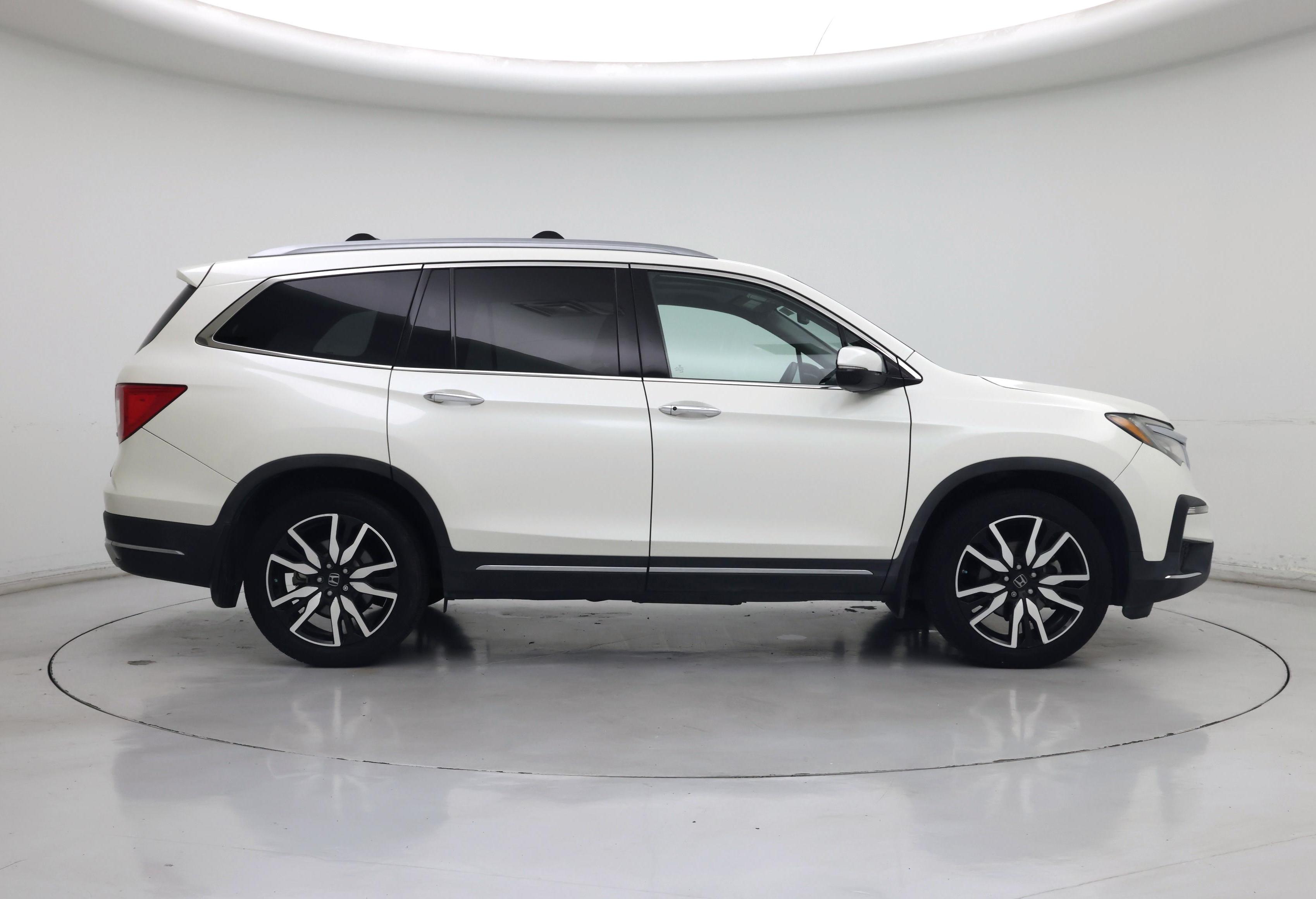 Thumbnail: 2019 Honda Pilot - 7