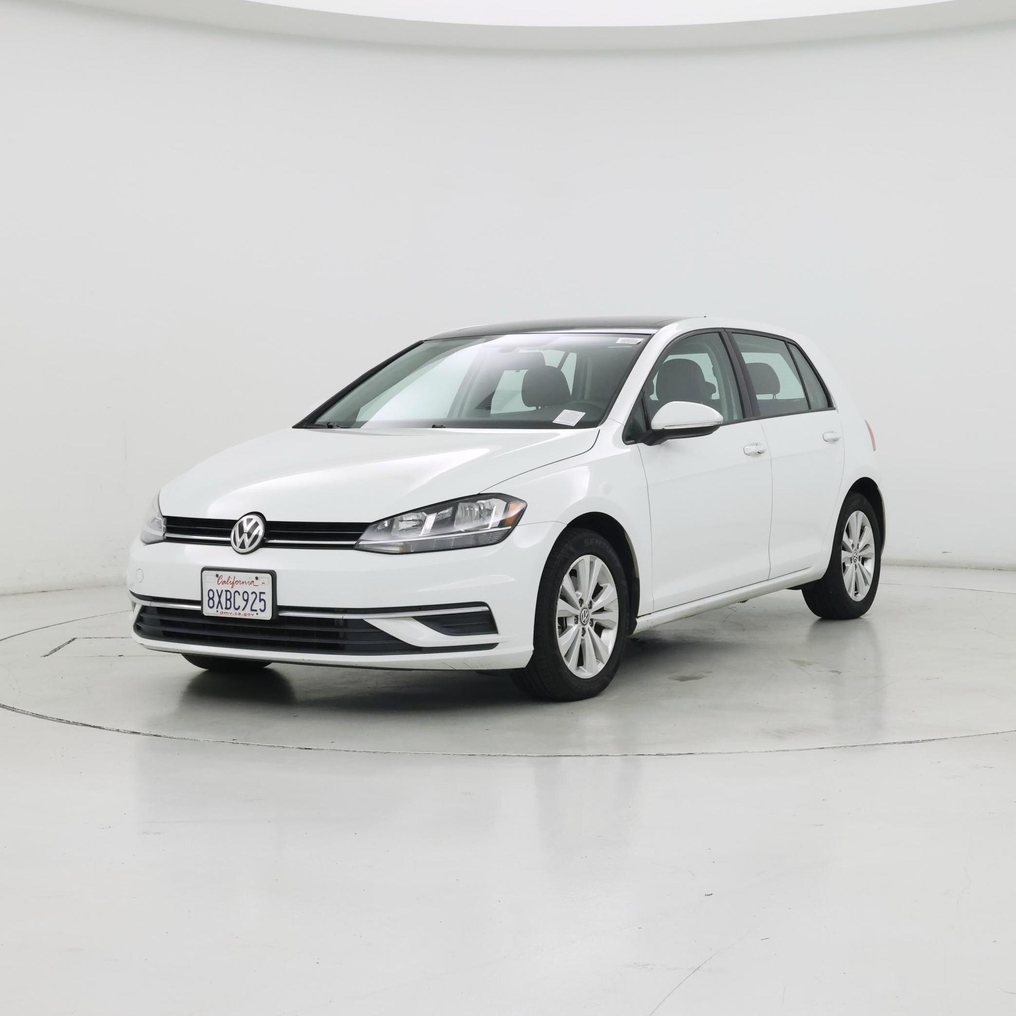 Thumbnail: 2021 Volkswagen Golf - 4