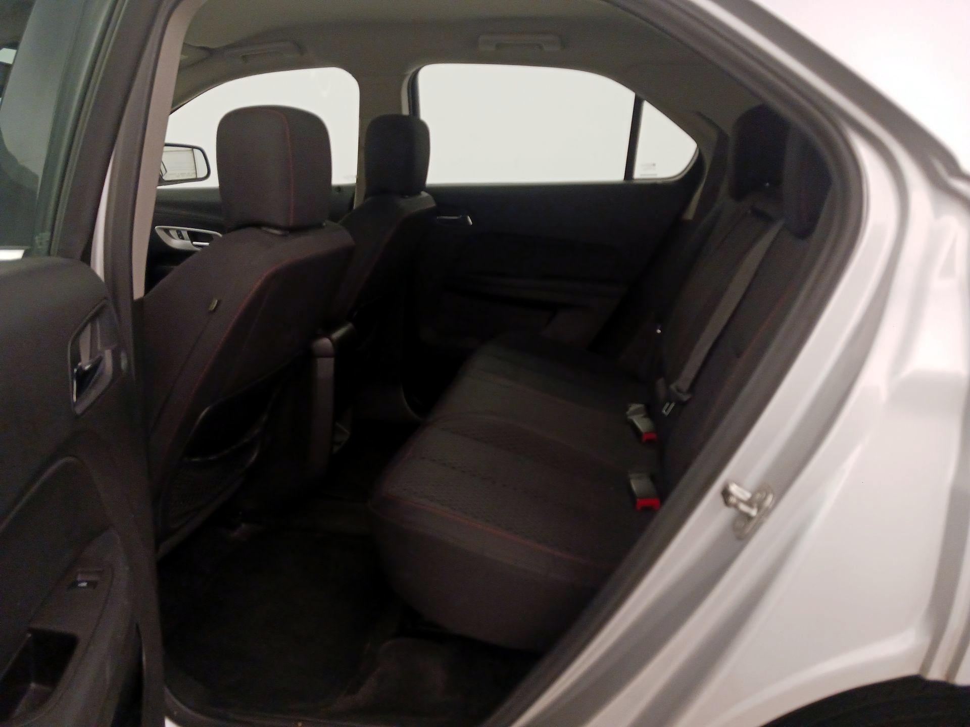 Thumbnail: 2015 Chevrolet Equinox - 18