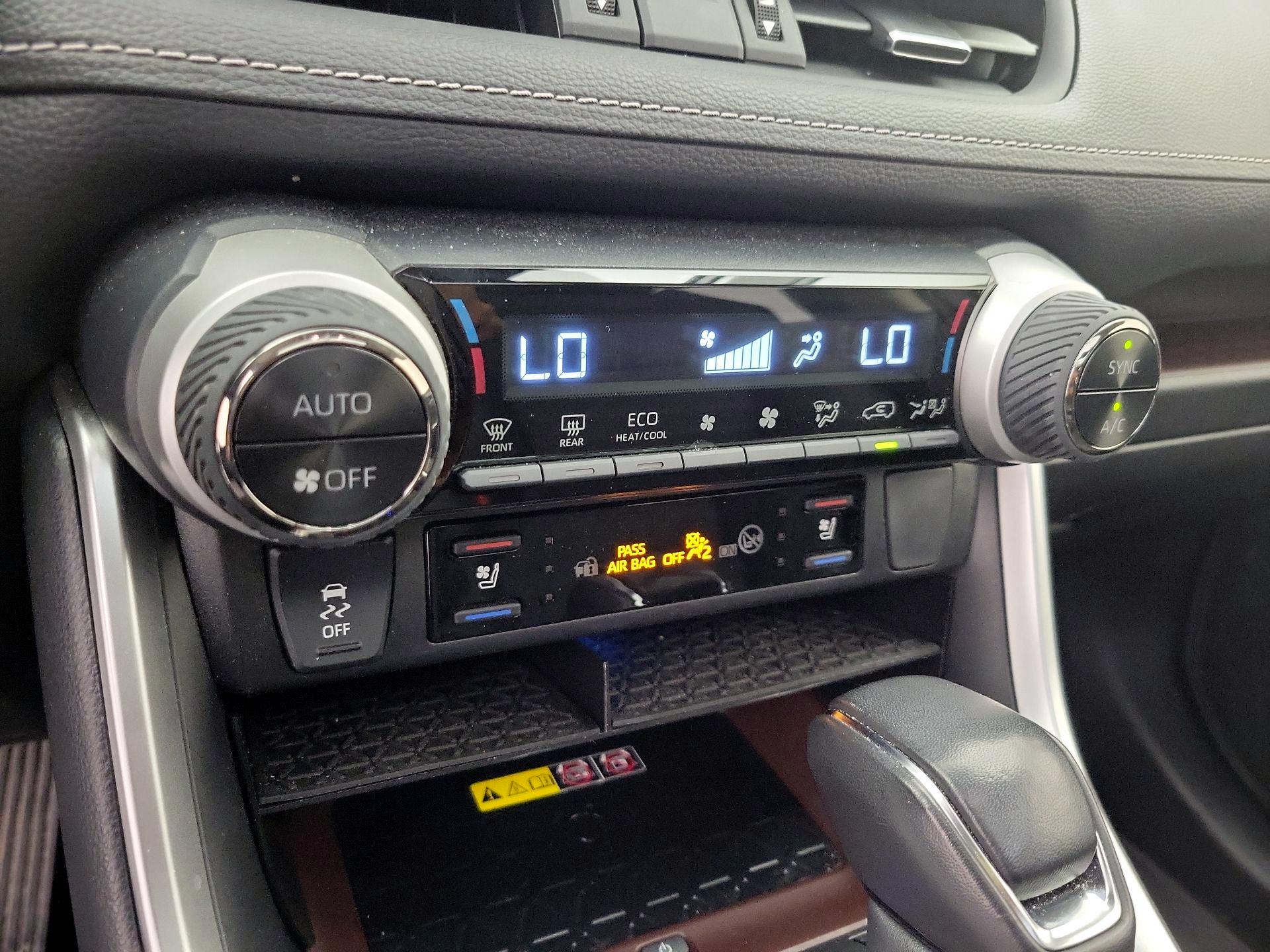 Thumbnail: 2024 Toyota RAV4 - 16