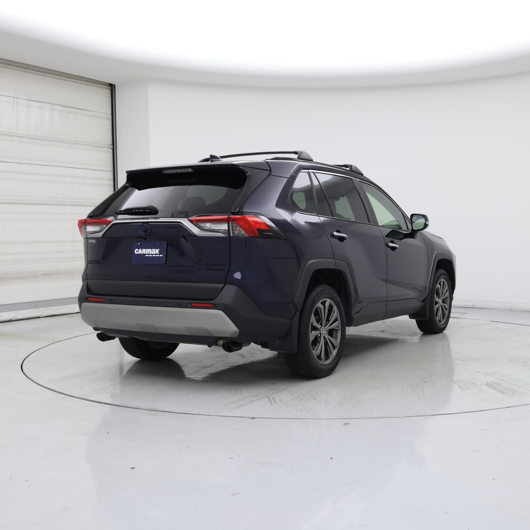 Thumbnail: 2024 Toyota RAV4 - 8