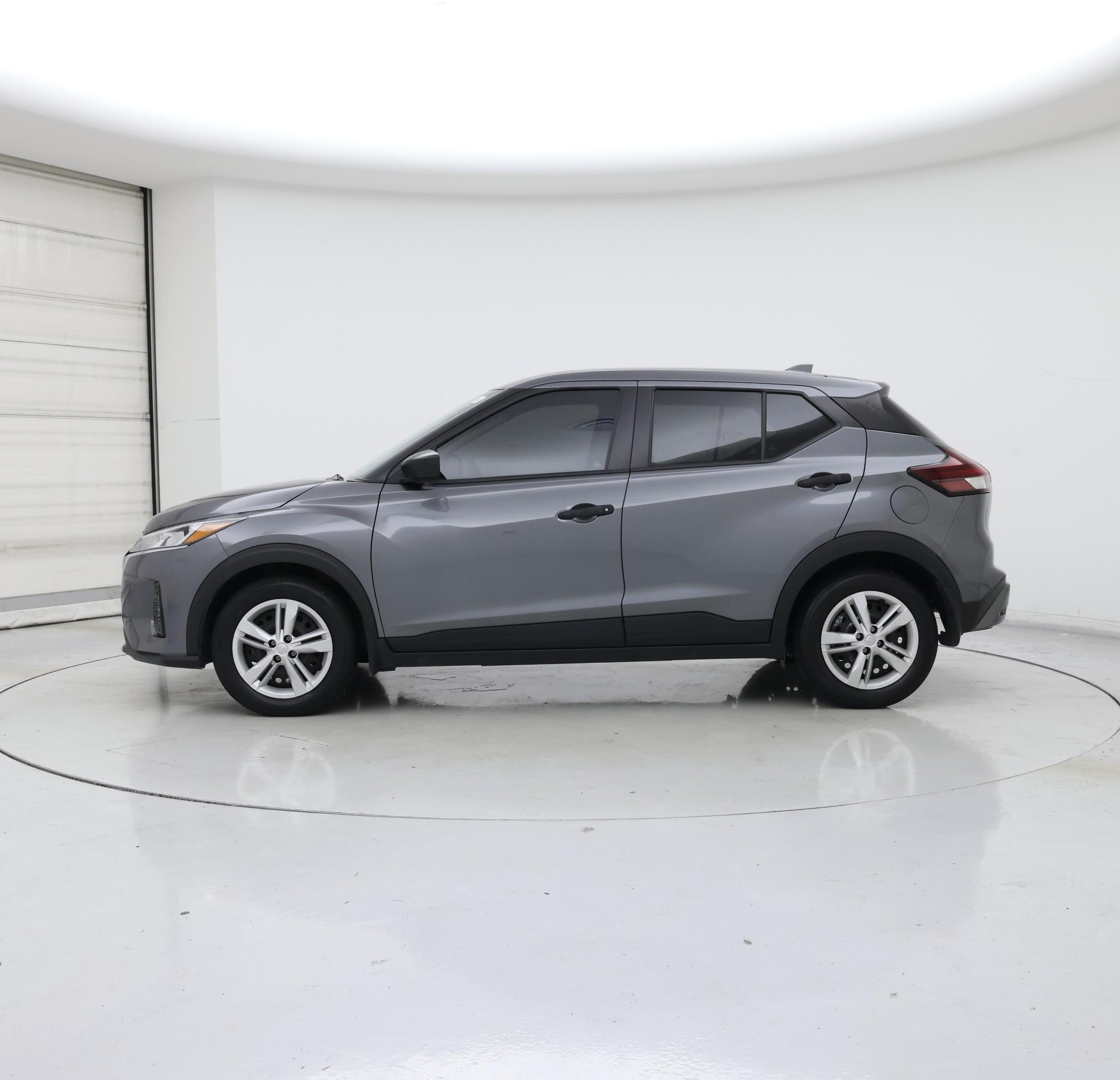 Thumbnail: 2024 Nissan Kicks - 3