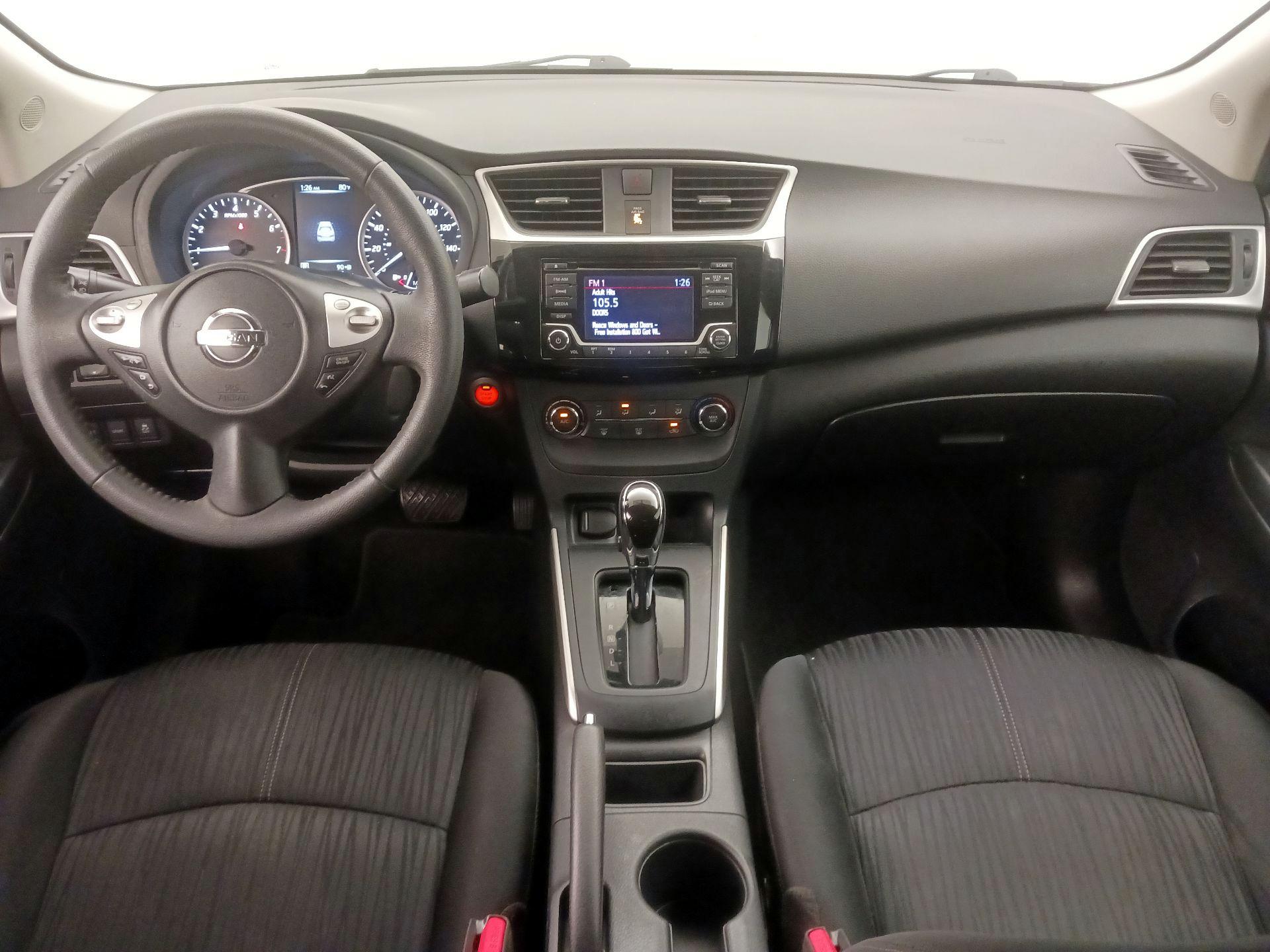 Thumbnail: 2017 Nissan Sentra - 9