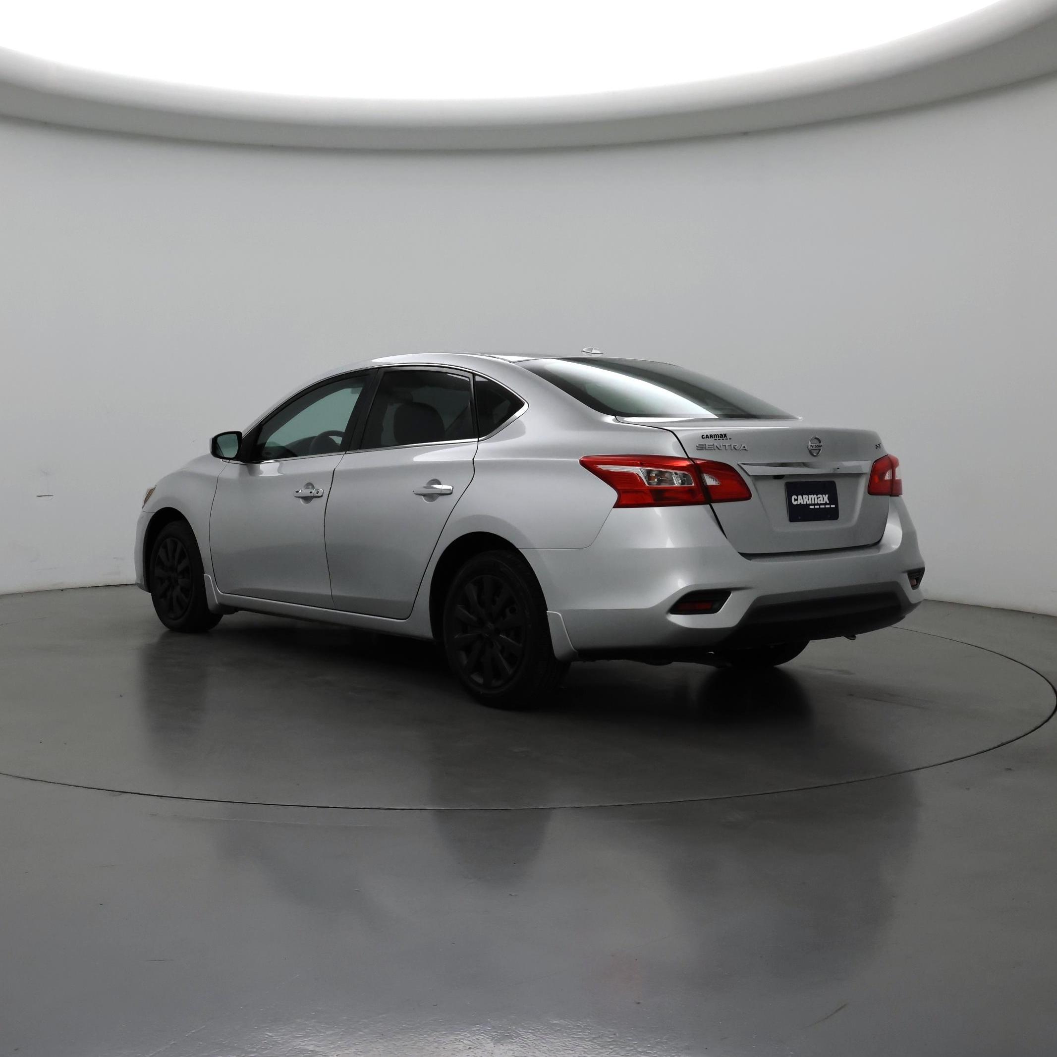 Thumbnail: 2017 Nissan Sentra - 2