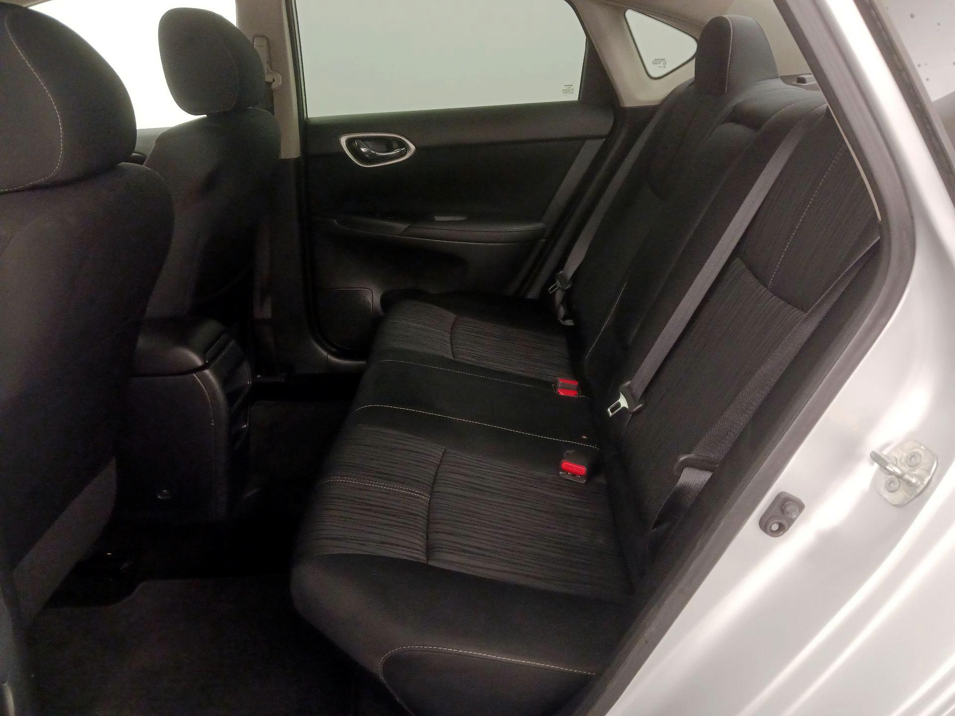 Thumbnail: 2017 Nissan Sentra - 19