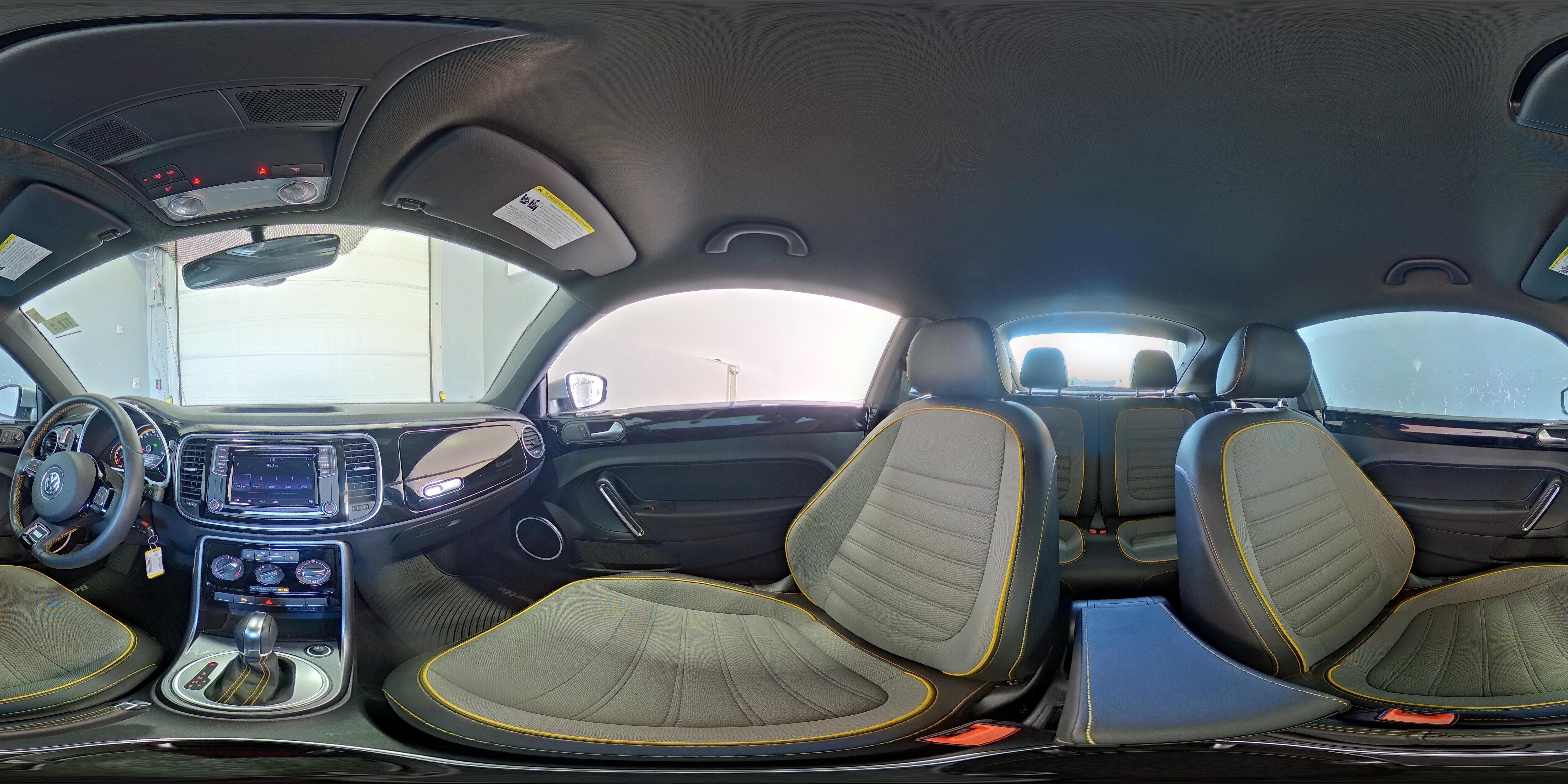 2017 Volkswagen Beetle Dune - Photo 24