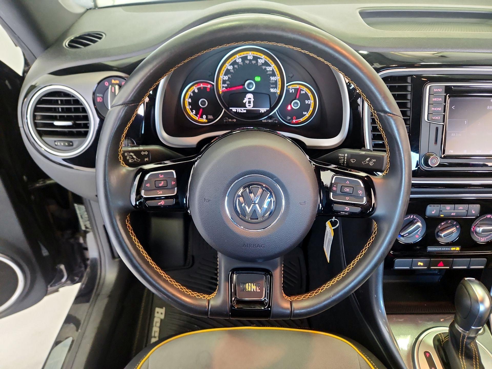 Thumbnail: 2017 Volkswagen Beetle - 10