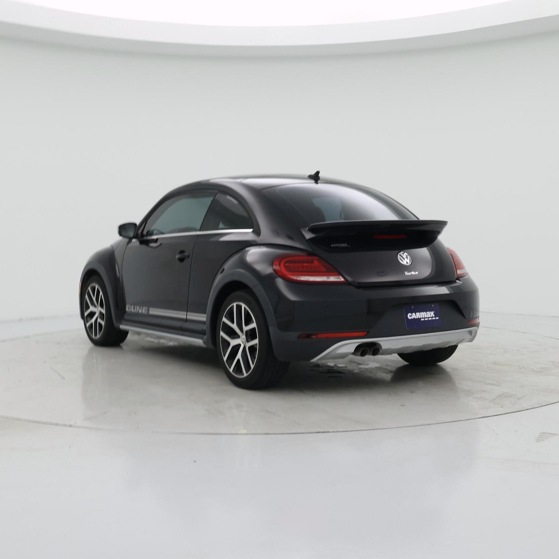 Thumbnail: 2017 Volkswagen Beetle - 2