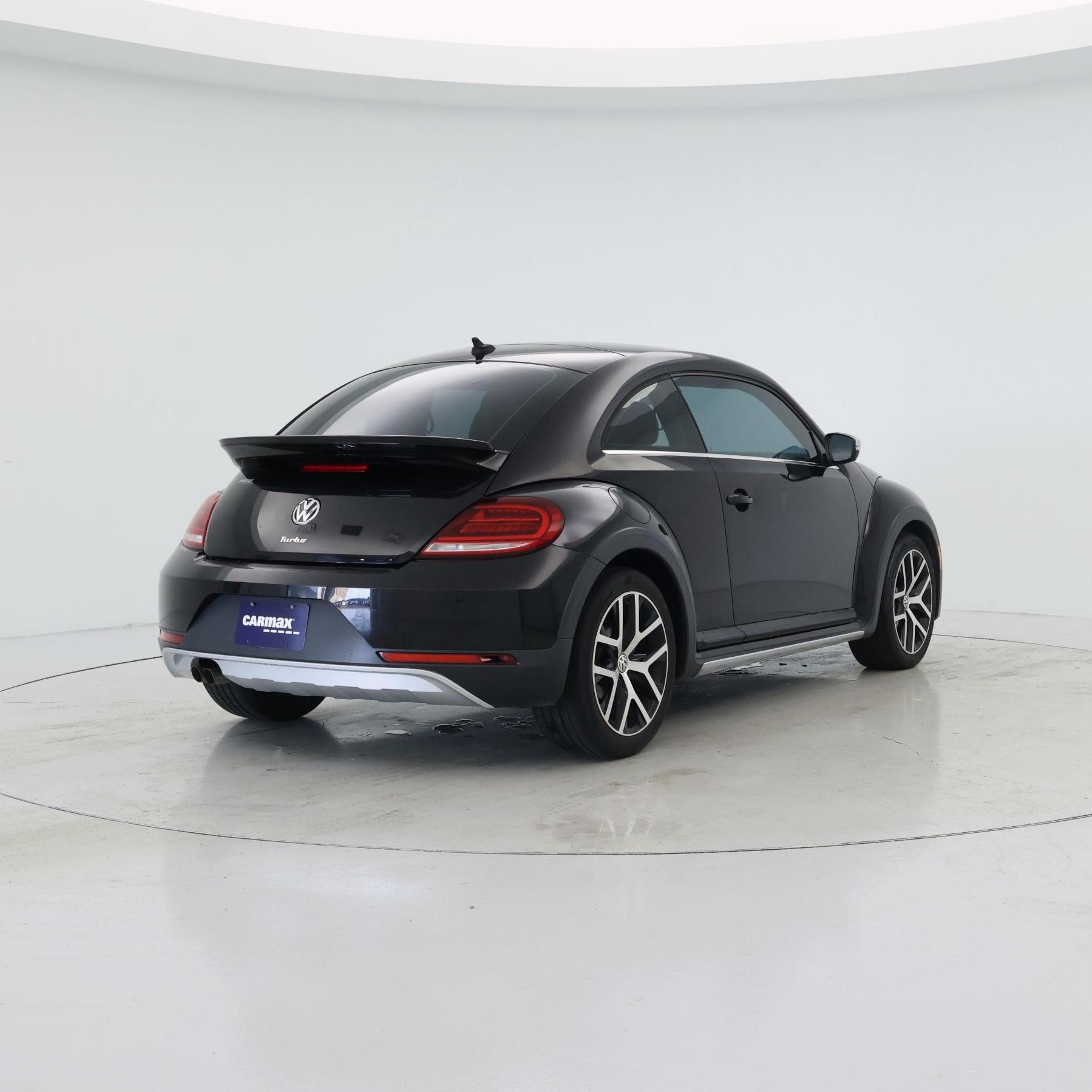 Thumbnail: 2017 Volkswagen Beetle - 8